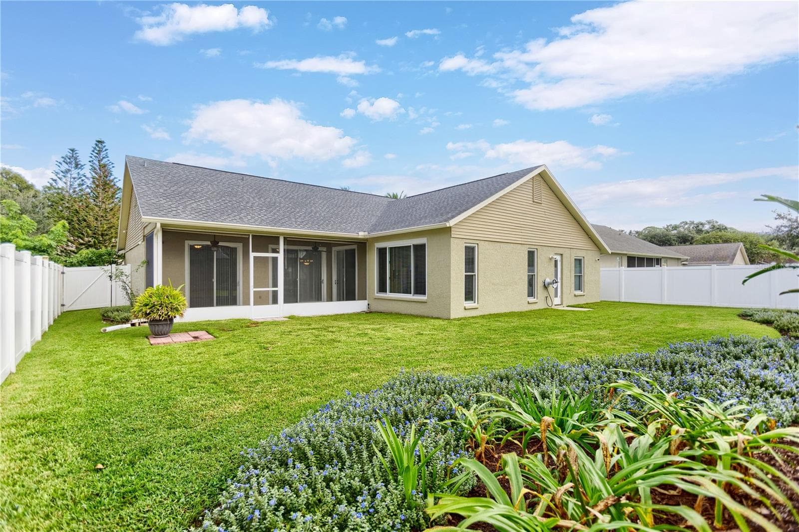 Single Family Residence at 28402 OPENFIELD LOOP, WESLEY CHAPEL, photo 46 of 55