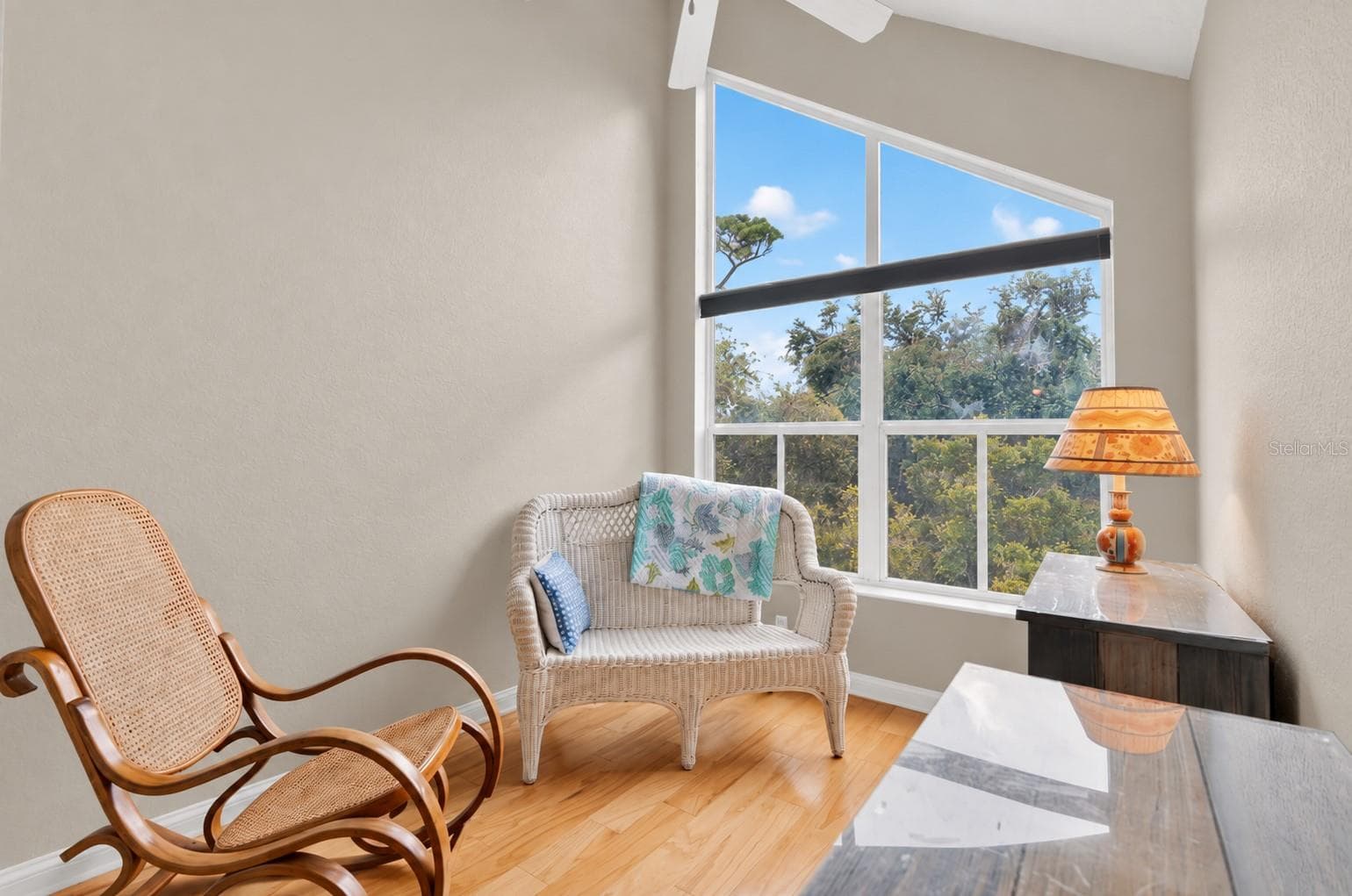 Bright bonus area with oversized window and nature views - 14879 SEMINOLE TRL, SEMINOLE