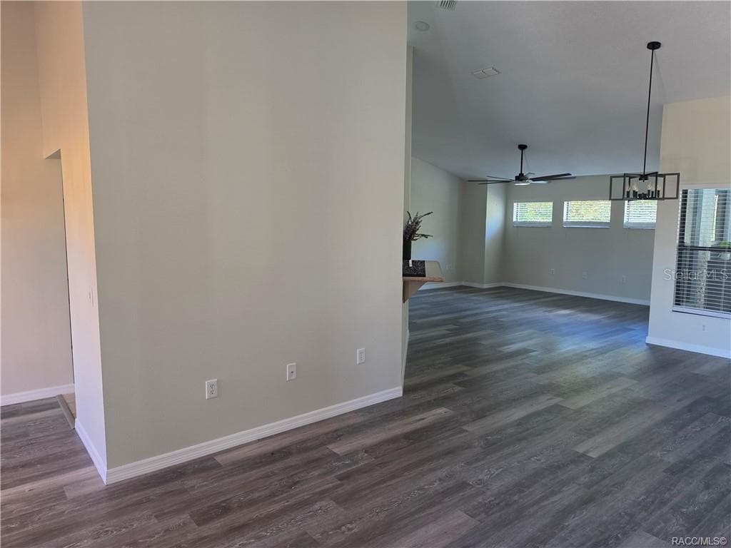 Single Family Residence at 994 E CROWN OF ROSES LOOP, INVERNESS, photo 4 of 27