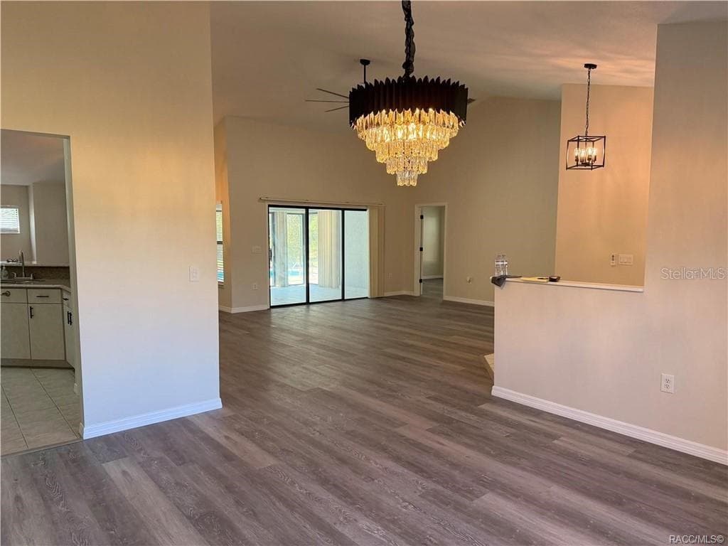 Single Family Residence at 994 E CROWN OF ROSES LOOP, INVERNESS, photo 15 of 27