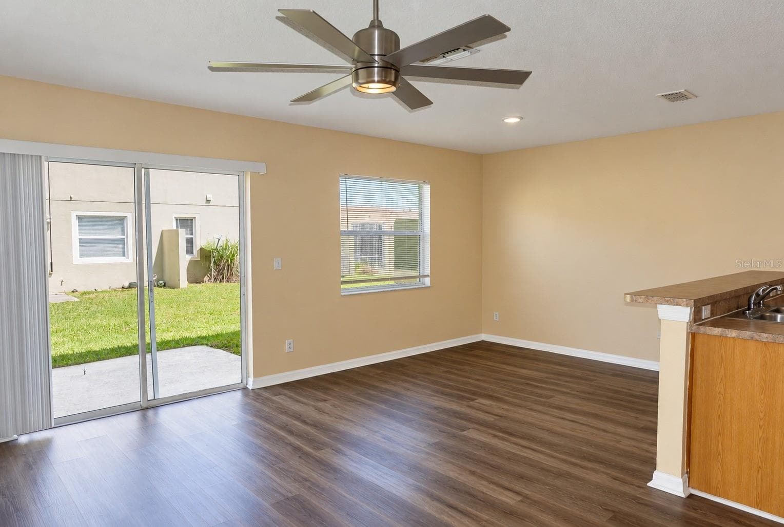 Townhouse at 529 CRESTING OAK CIR #78, ORLANDO, photo 4 of 20