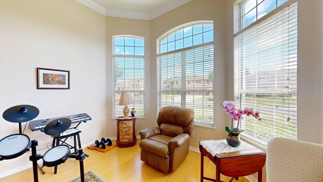 Single Family Residence at 13211 LAKESHORE GROVE DRIVE, WINTER GARDEN, photo 4 of 59