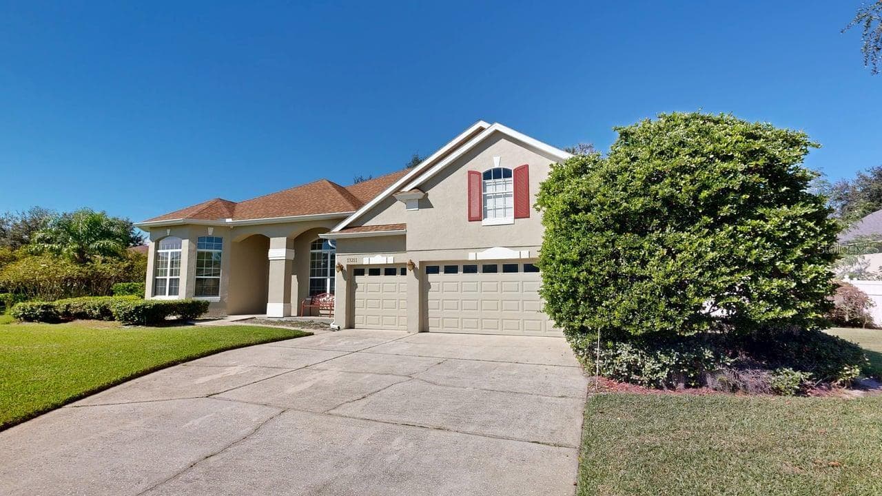 Single Family Residence at 13211 LAKESHORE GROVE DRIVE, WINTER GARDEN, photo 12 of 59