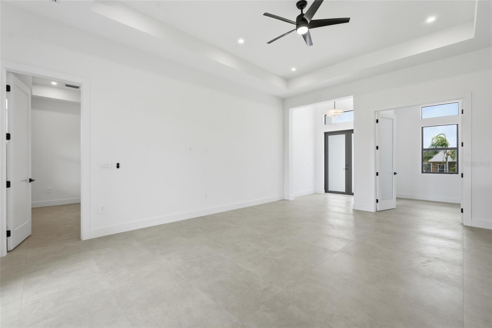 LIVING ROOM - 227 NE 15TH ST, CAPE CORAL