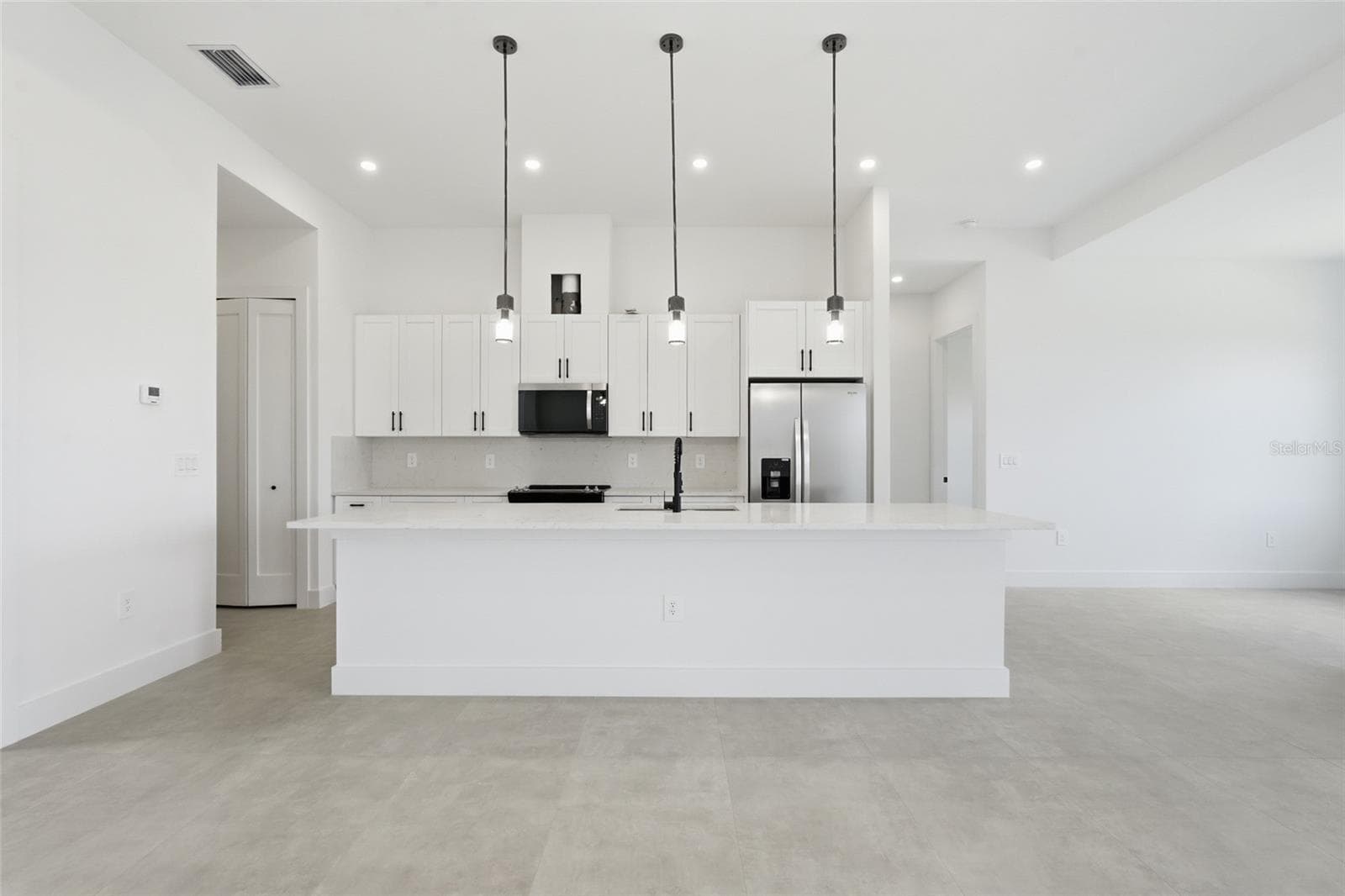 Single Family Residence at 227 NE 15TH ST, CAPE CORAL, photo 12 of 40