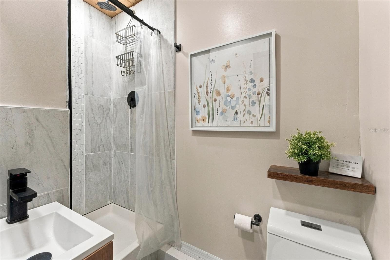 guest bath - 3006 RIVER GROVE DR, TAMPA