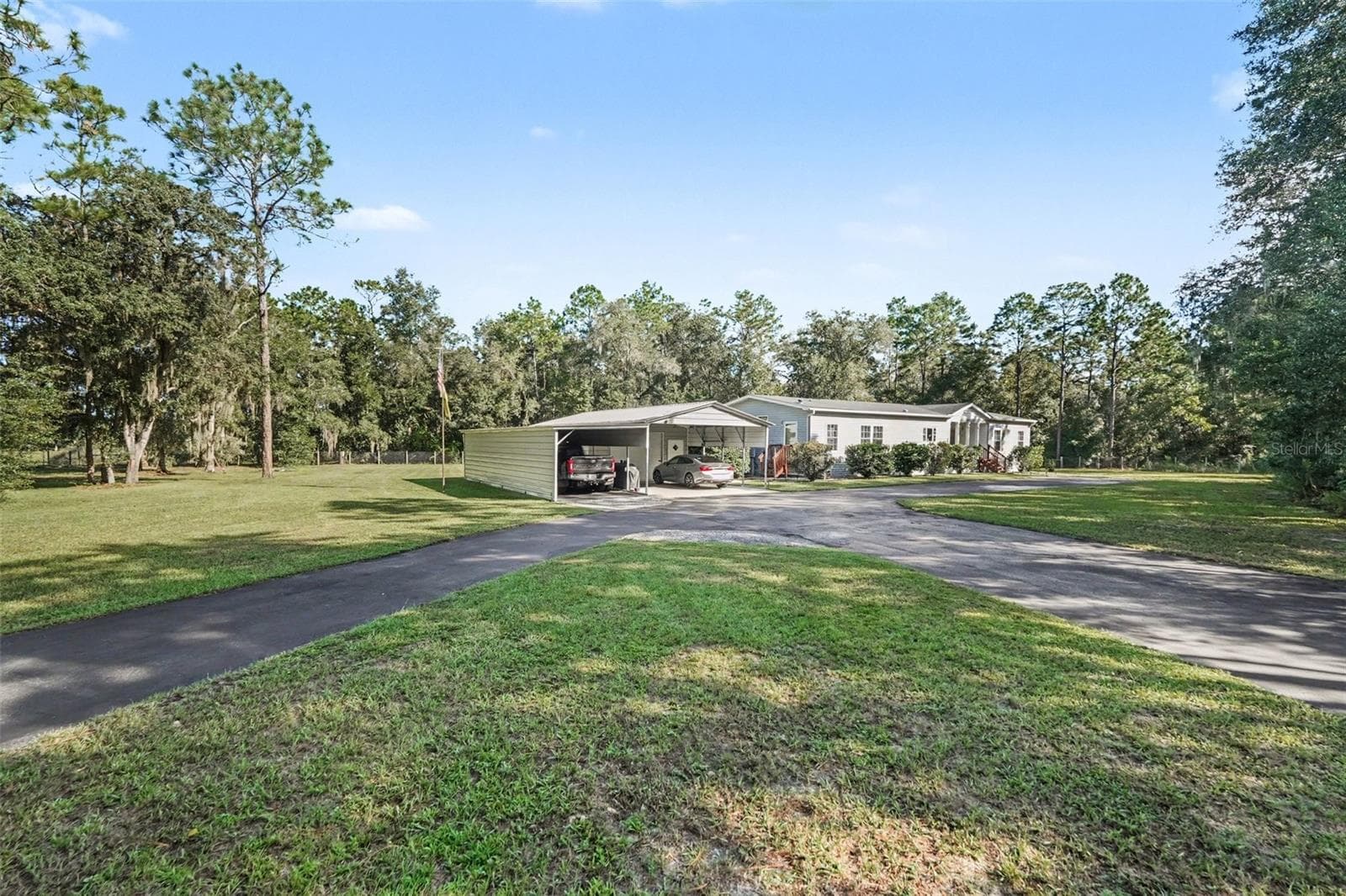 Manufactured Home at 4943 E STAGE COACH TRL, FLORAL CITY, photo 5 of 33