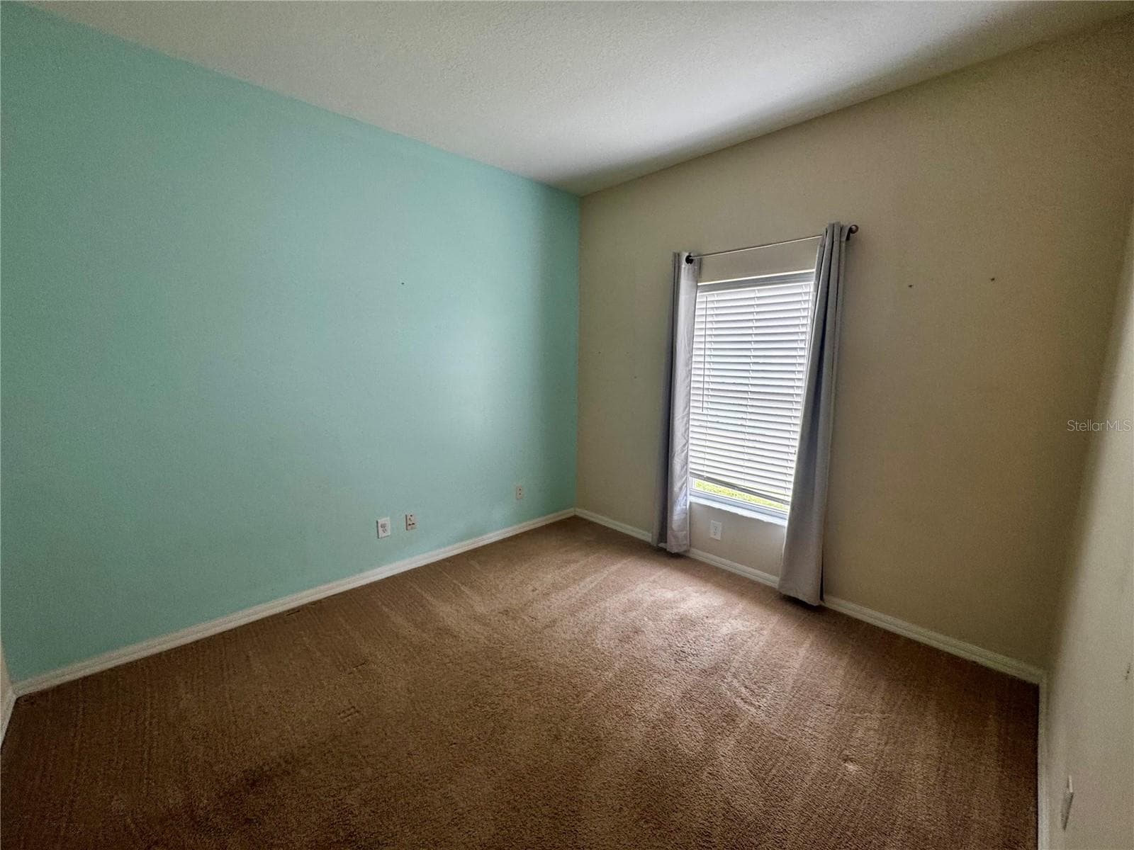 Guest bedroom - 5912 33RD DR E, PALMETTO