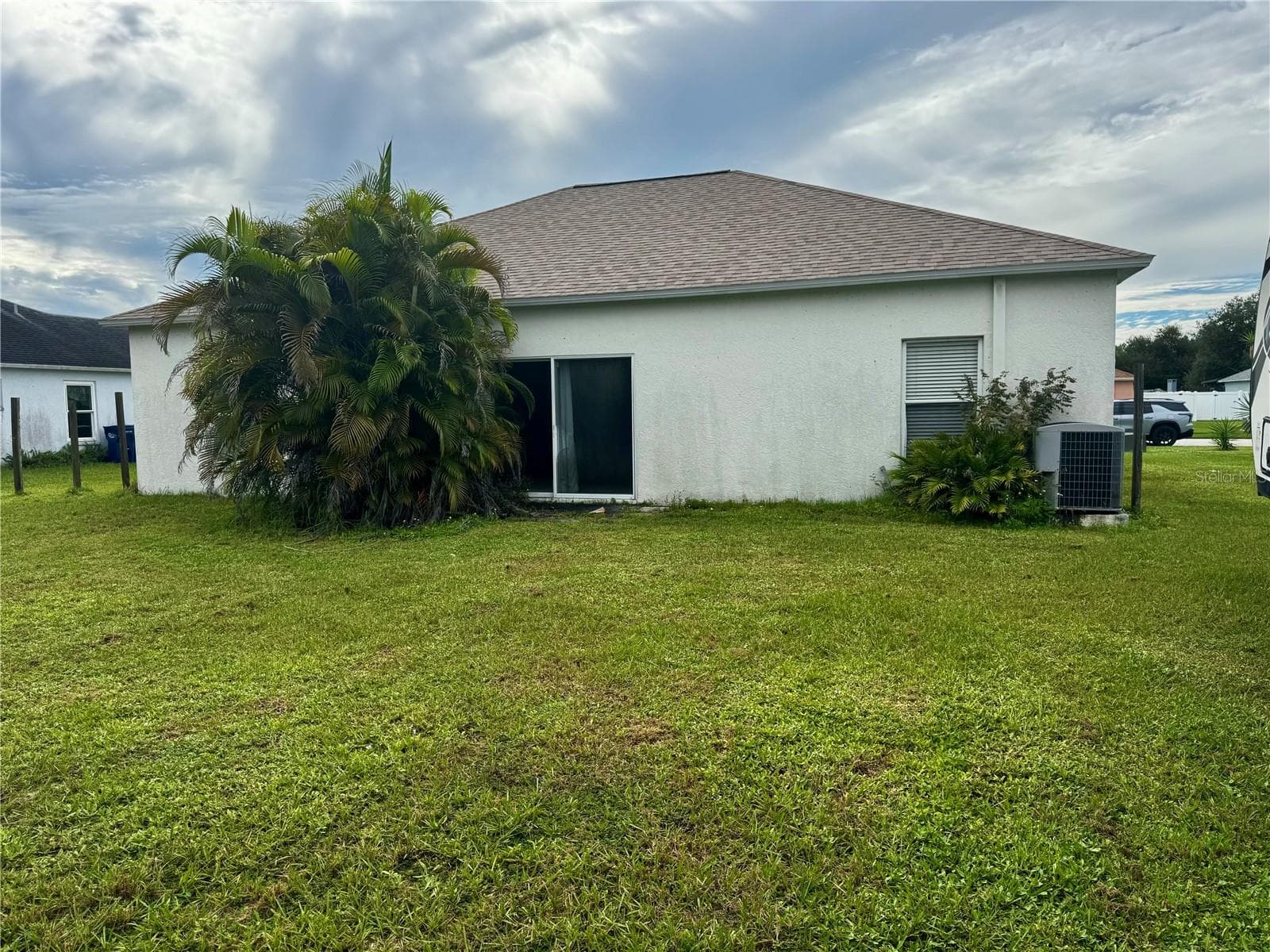 View of backyard - 5912 33RD DR E, PALMETTO