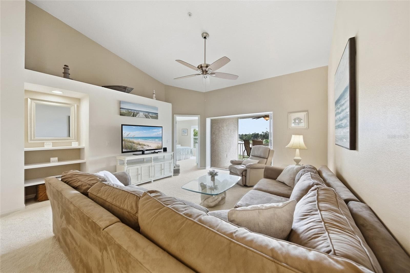 Condominium at 5320 HYLAND HILLS AVE #2222, SARASOTA, photo 6 of 49