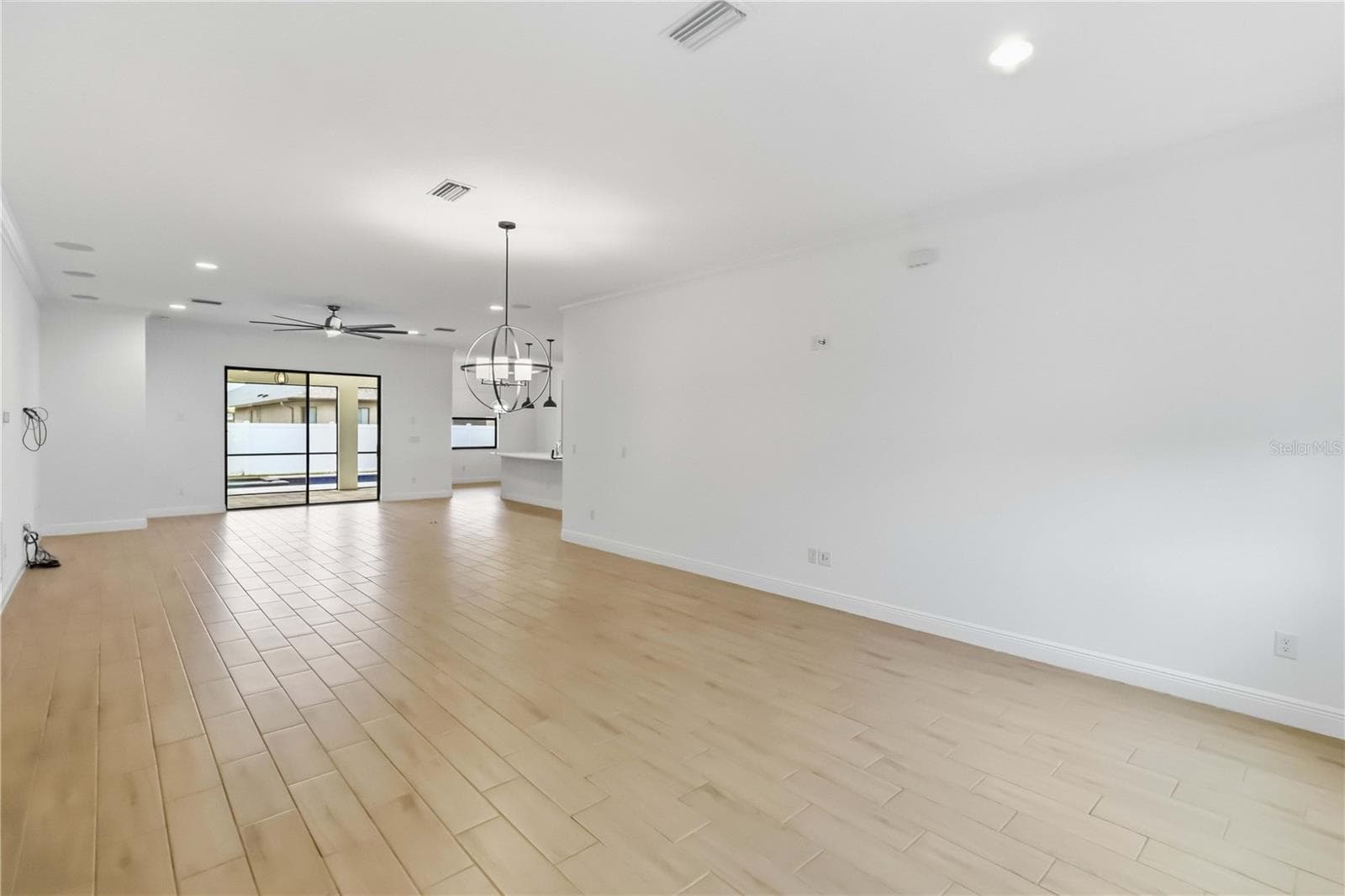 Single Family Residence at 4028 SALIDA DELSOL DR, SUN CITY CENTER, photo 5 of 47