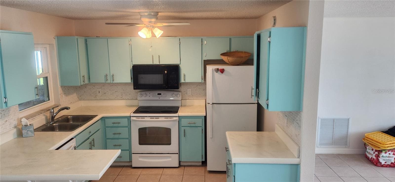Single Family Residence at 13528 MARTHA AVE, PORT CHARLOTTE, photo 8 of 23