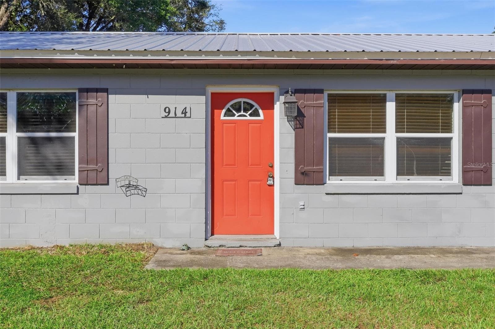 Single Family Residence at 914 CASS ST, DELAND, photo 3 of 23