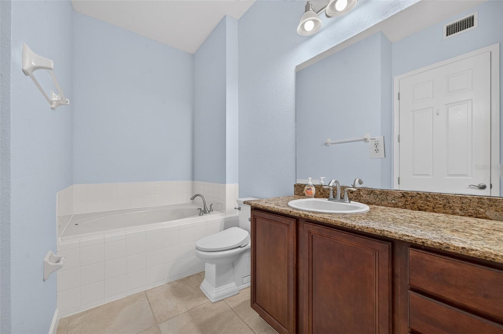Condominium at 4407 ETHAN LN #29-101, ORLANDO, photo 16 of 23