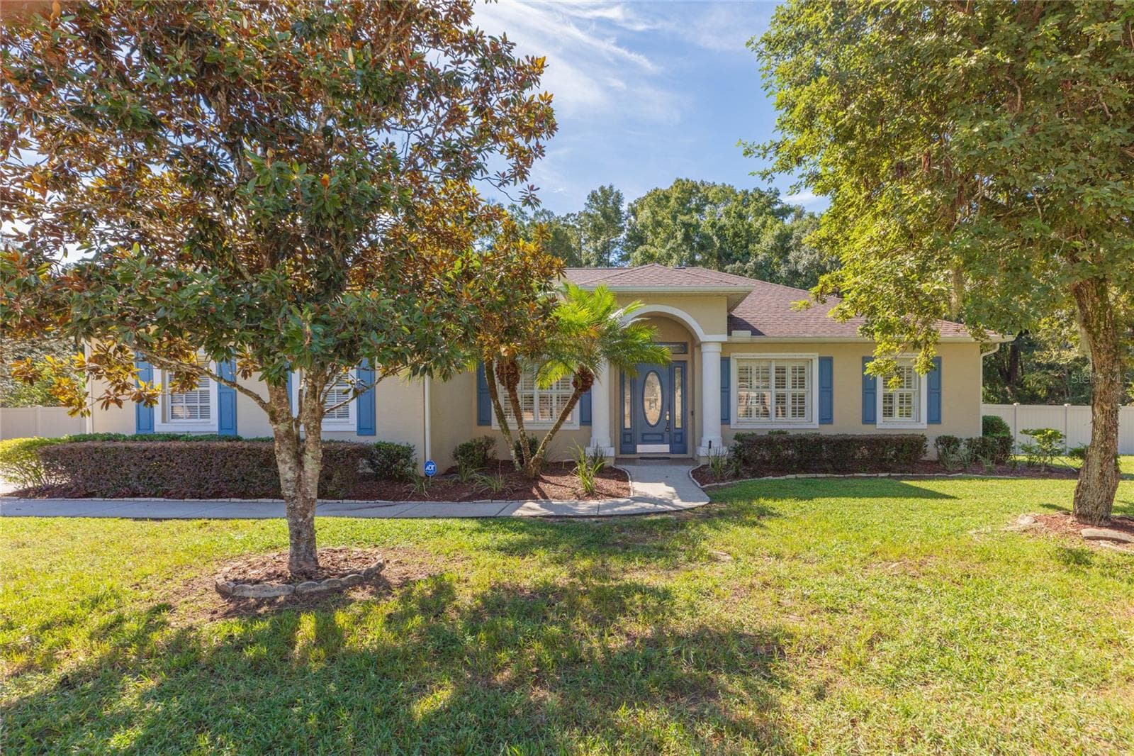 11730 LAKEVIEW DR