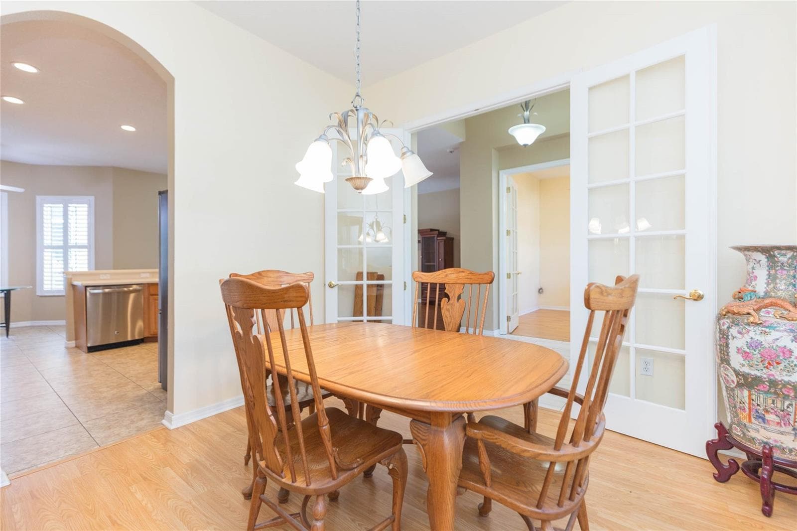 Single Family Residence at 11730 LAKEVIEW DR, NEW PORT RICHEY, photo 11 of 57