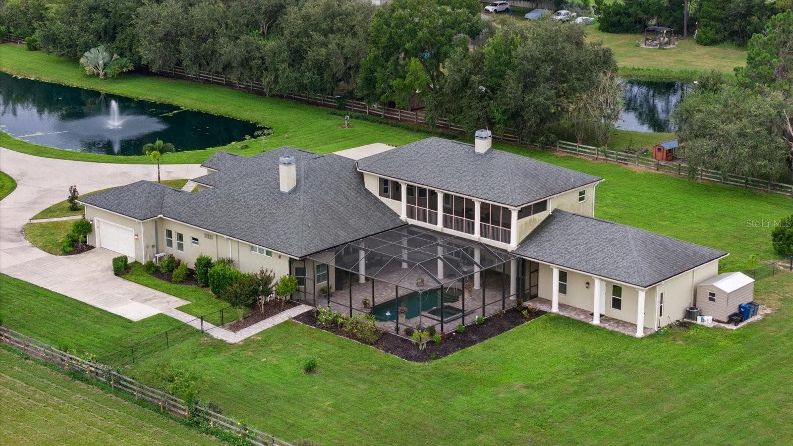 Aerial view looking from the rear of the home - 520 RYE RD NE, BRADENTON