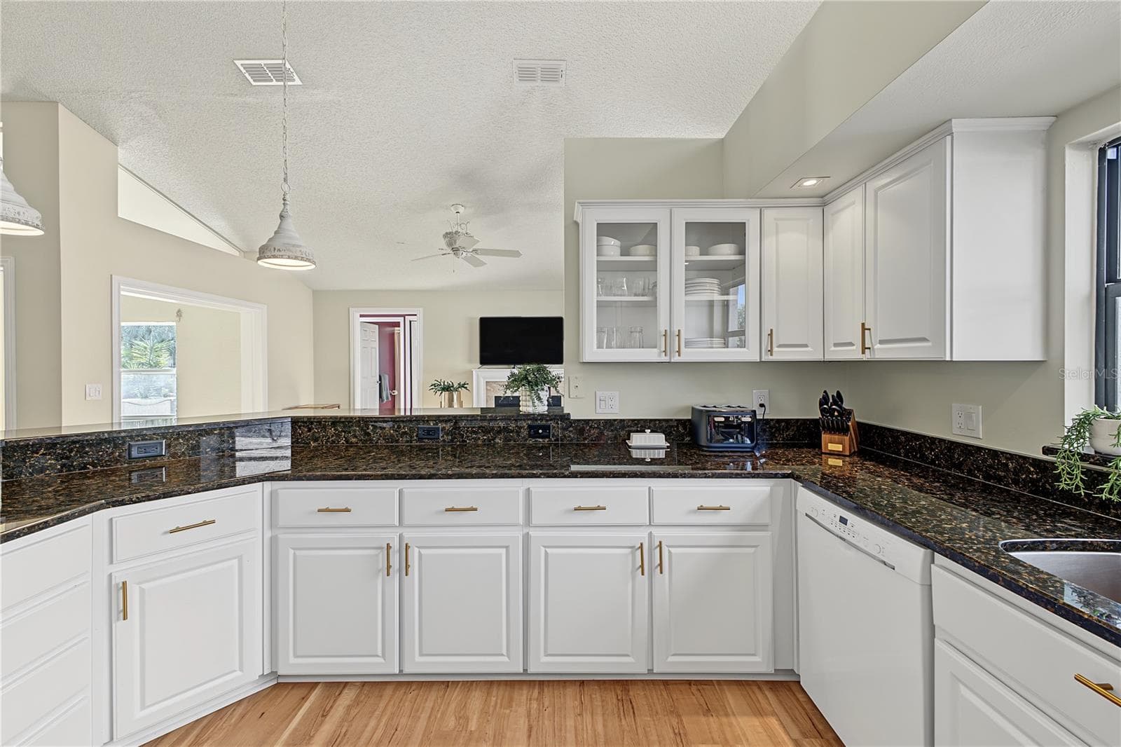 Single Family Residence at 7360 CLEARMEADOW DR, SPRING HILL, photo 28 of 80