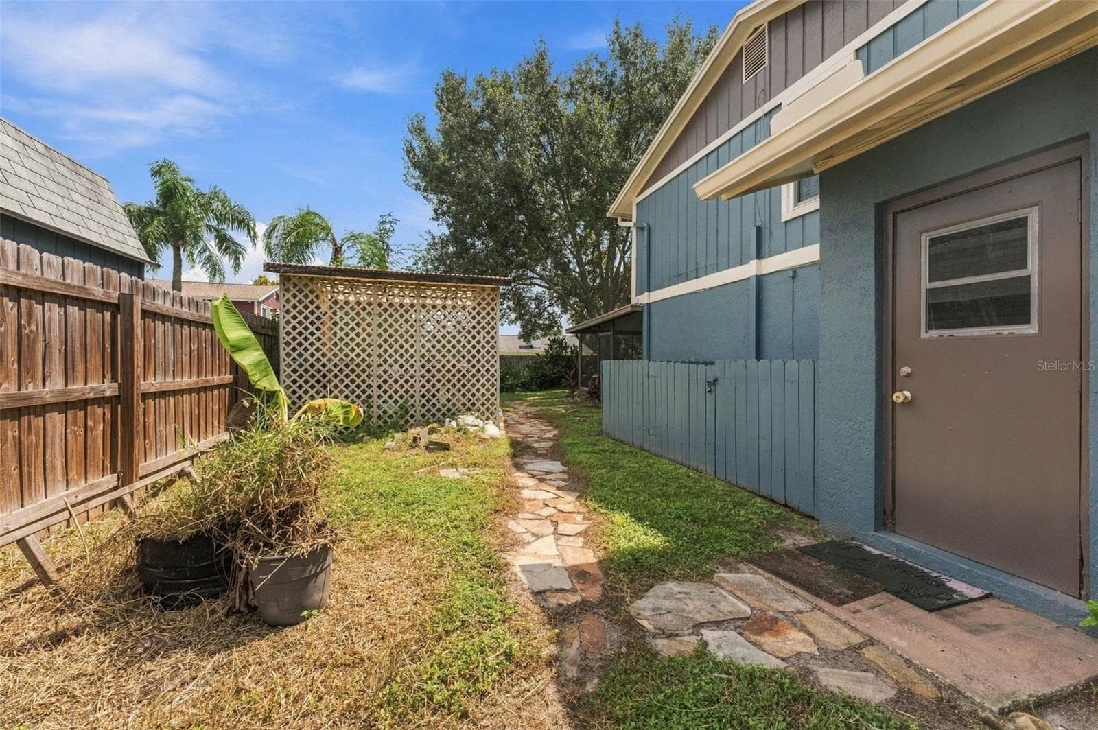 Single Family Residence at 15801 COUNTRY LAKE DR, TAMPA, photo 35 of 50