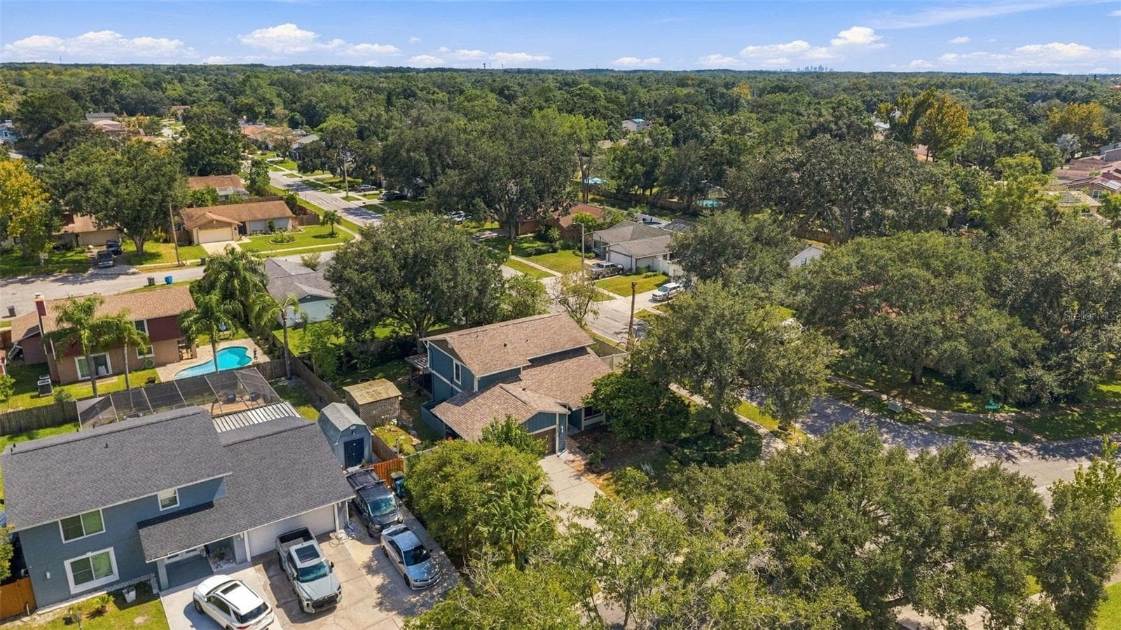 Single Family Residence at 15801 COUNTRY LAKE DR, TAMPA, photo 44 of 50