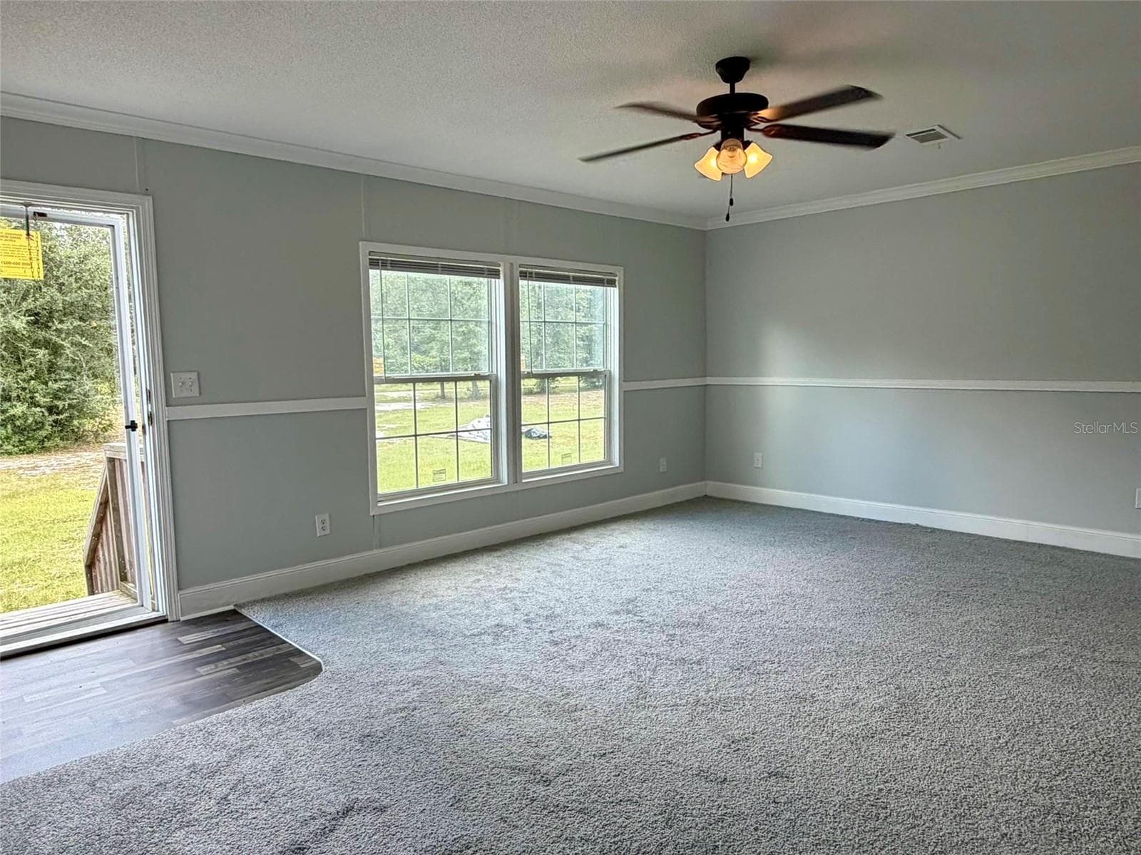 Living room - 2617 NW 58TH AVE, JENNINGS