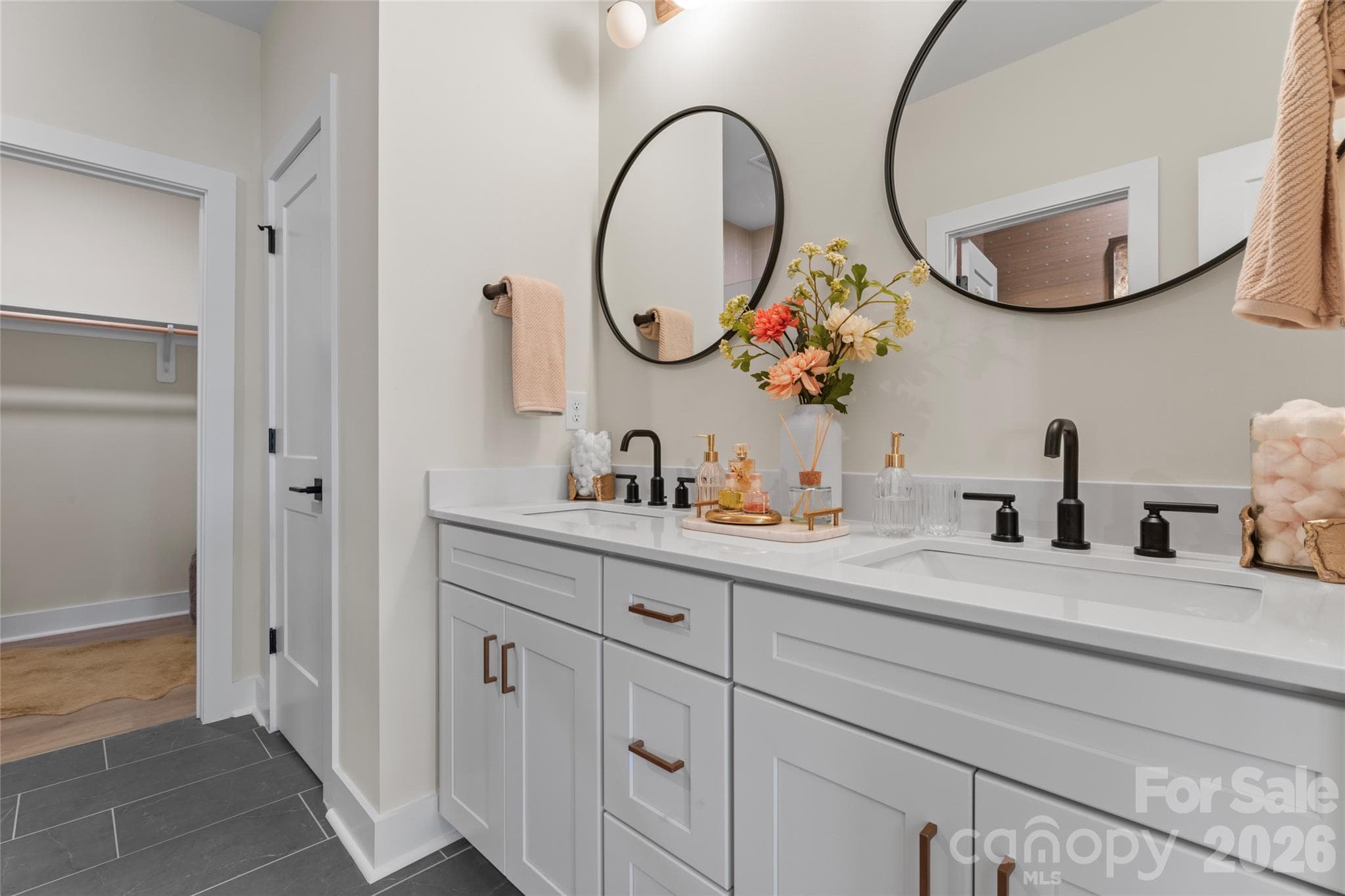 Townhouse at 309 Videri Alley, Huntersville, photo 12 of 19