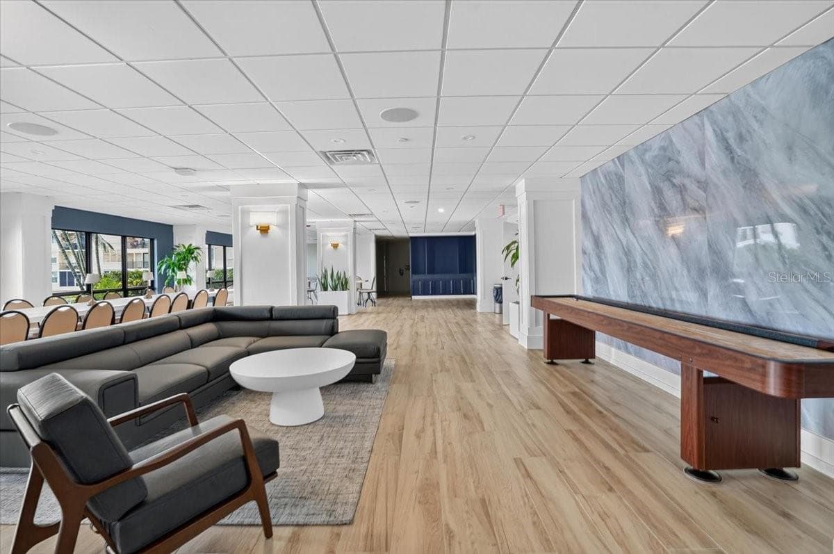 Waterfront leisure room - 7300 SUN ISLAND DR S #701, SOUTH PASADENA