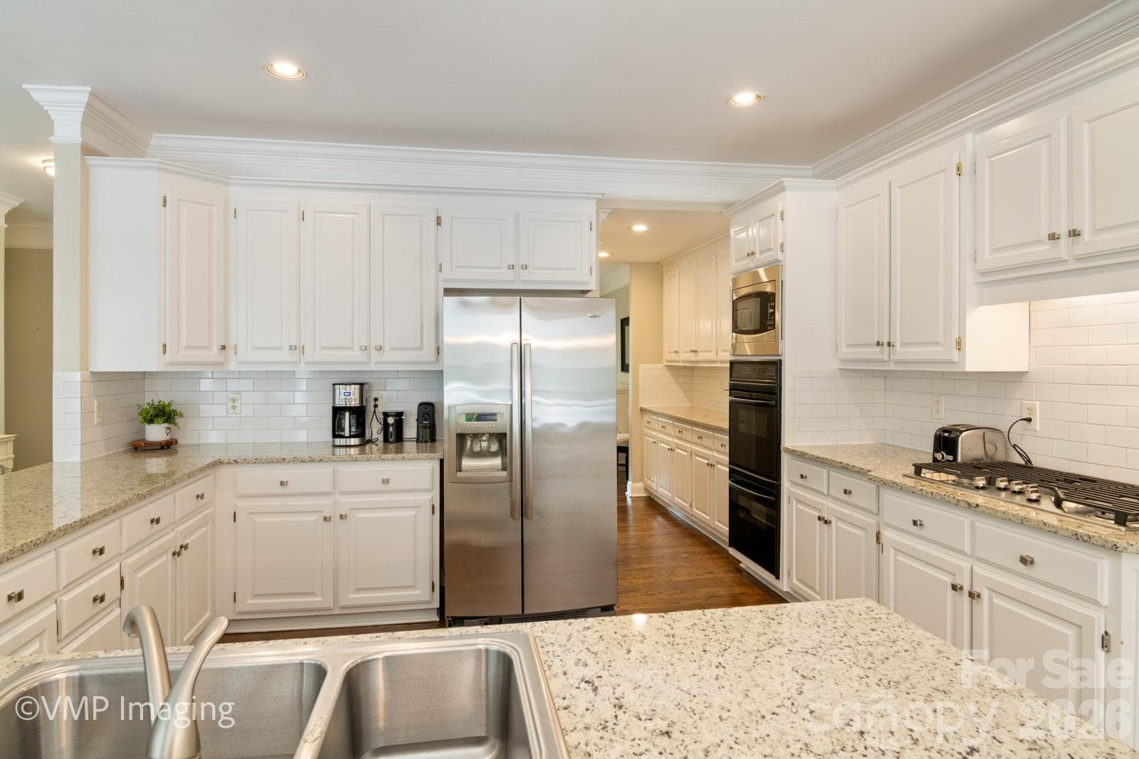 Single Family Residence at 20107 N Cove Road, Cornelius, photo 16 of 46