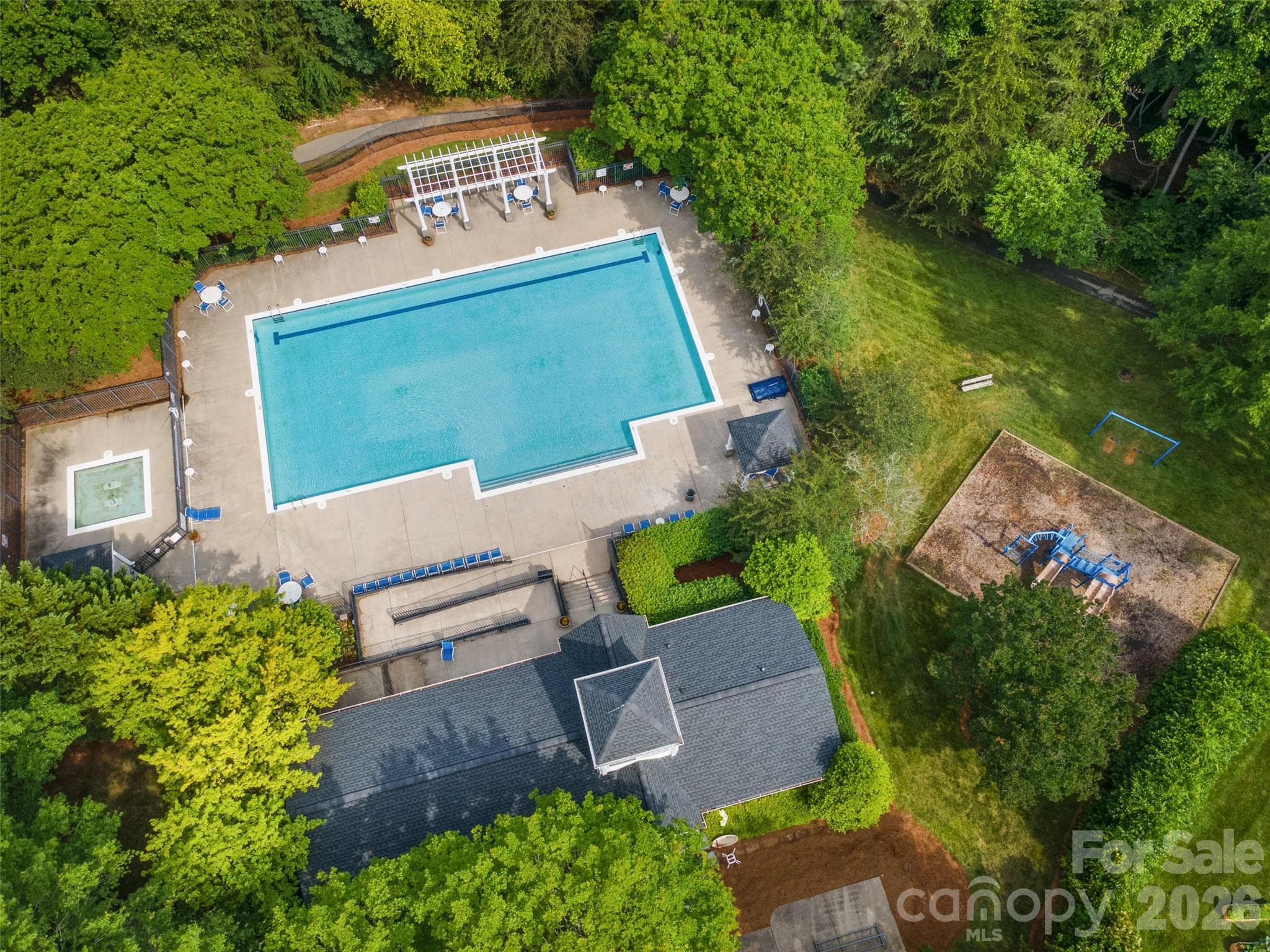 Single Family Residence at 20107 N Cove Road, Cornelius, photo 45 of 46