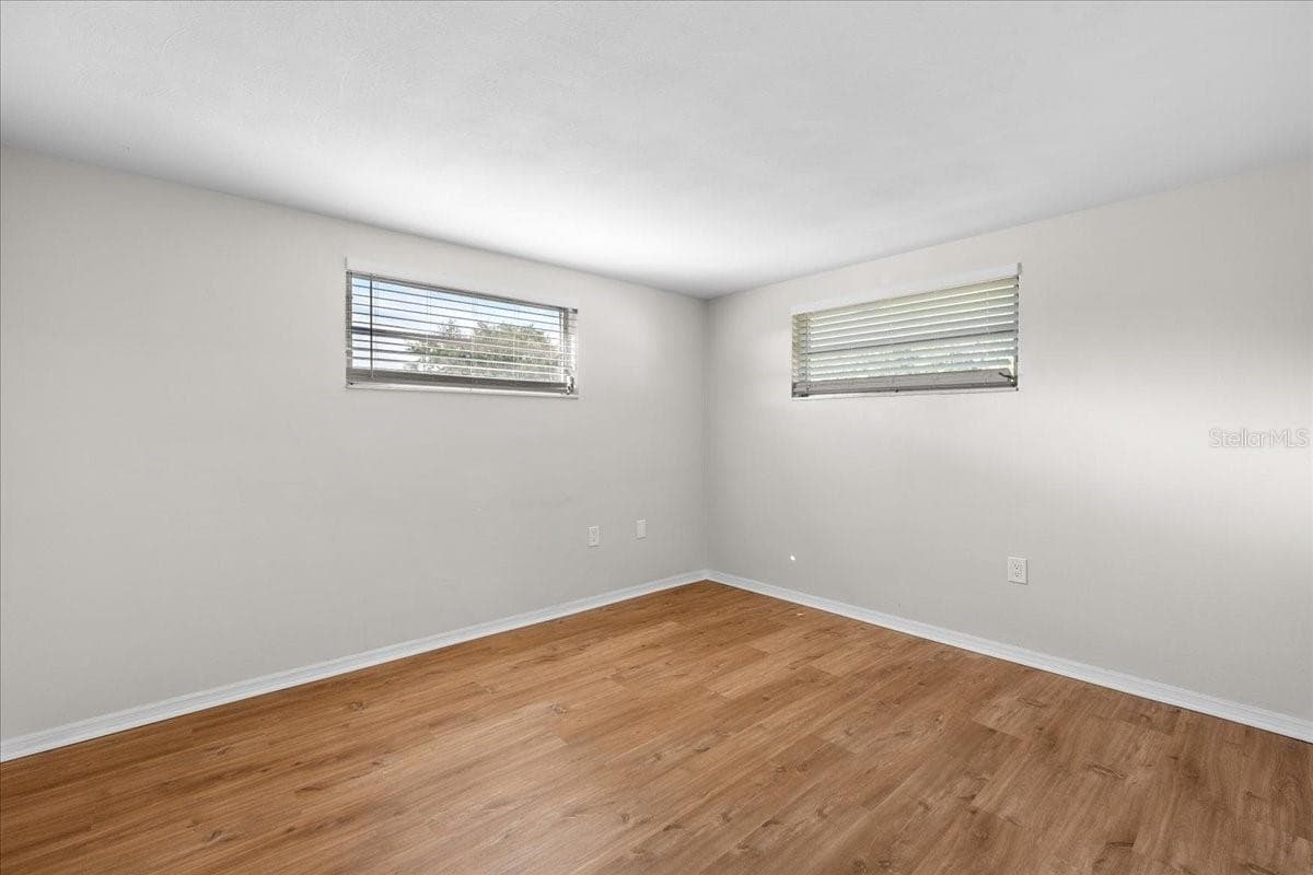 Single Family Residence at 11819 BINGHAM DR, PORT RICHEY, photo 9 of 39