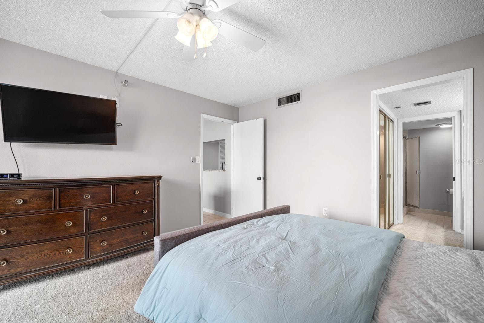 Condominium at 690 ISLAND WAY #912, CLEARWATER, photo 18 of 52