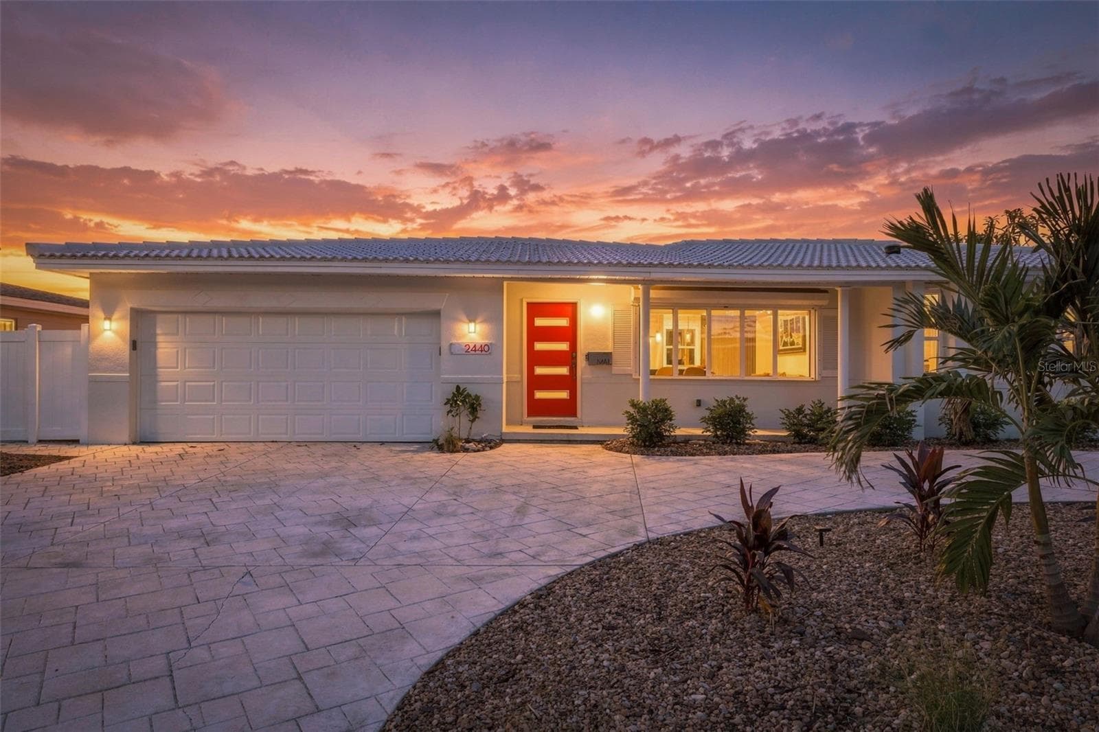 Single Family Residence at 2440 S SHORE DR SE, ST PETERSBURG, photo 2 of 75