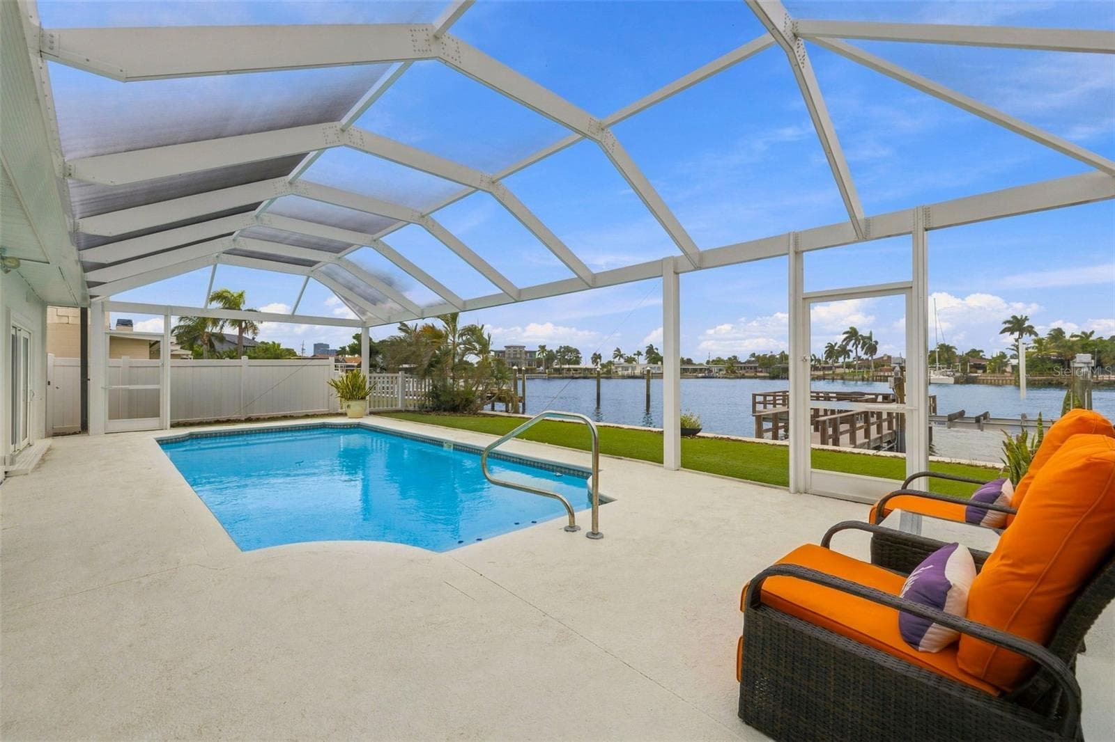 Single Family Residence at 2440 S SHORE DR SE, ST PETERSBURG, photo 40 of 75