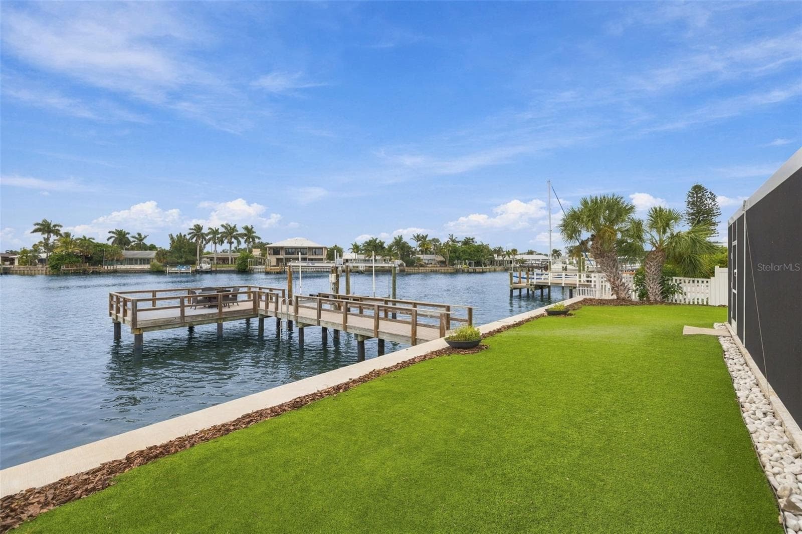 Single Family Residence at 2440 S SHORE DR SE, ST PETERSBURG, photo 47 of 75
