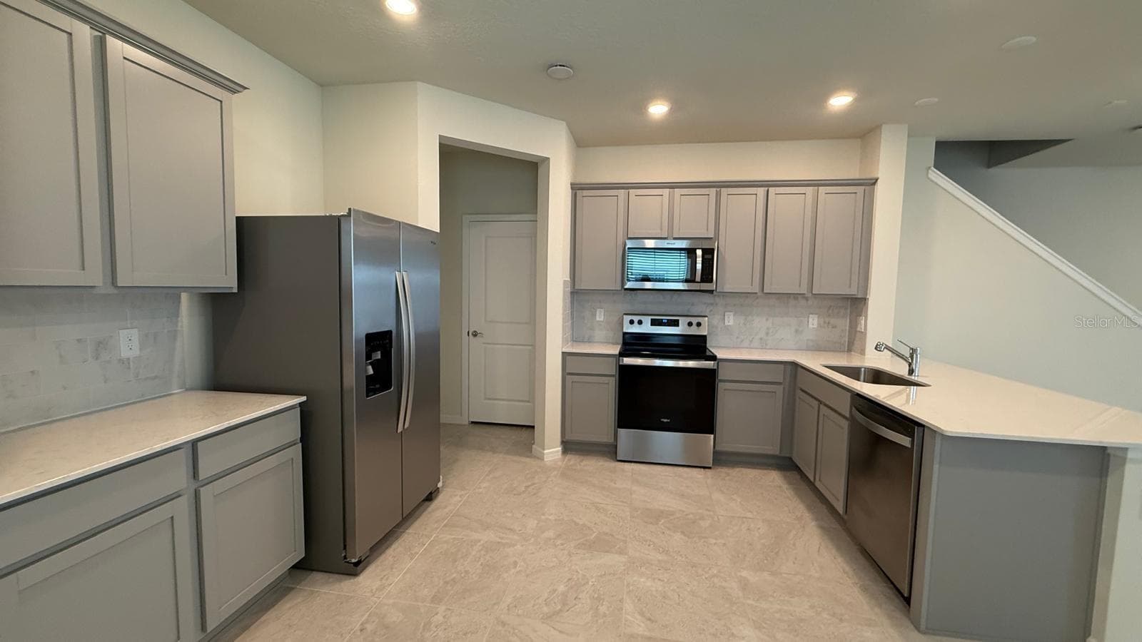 Townhouse at 2599 WINSOME WAY, DAVENPORT, photo 5 of 18