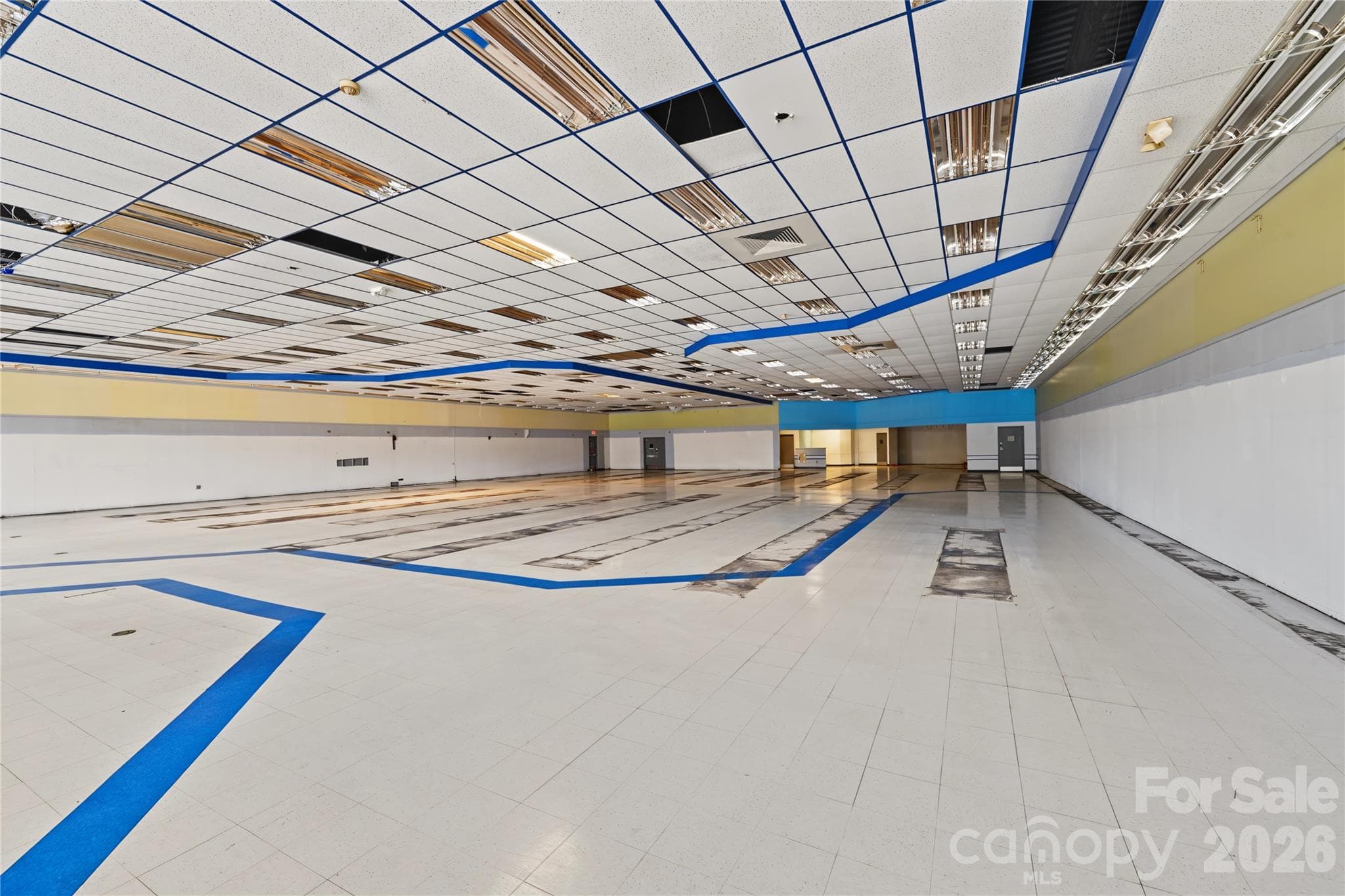 Retail at 110 W Garrison Boulevard, Gastonia, photo 15 of 29