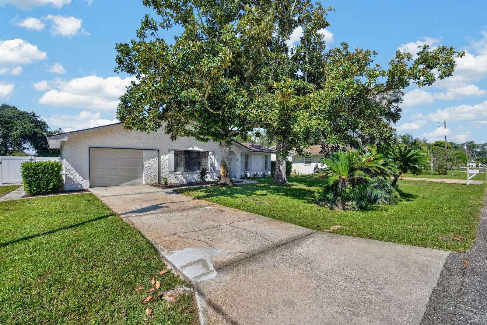 Single Family Residence at 11 FERRIS LN, PALM COAST, photo 39 of 44