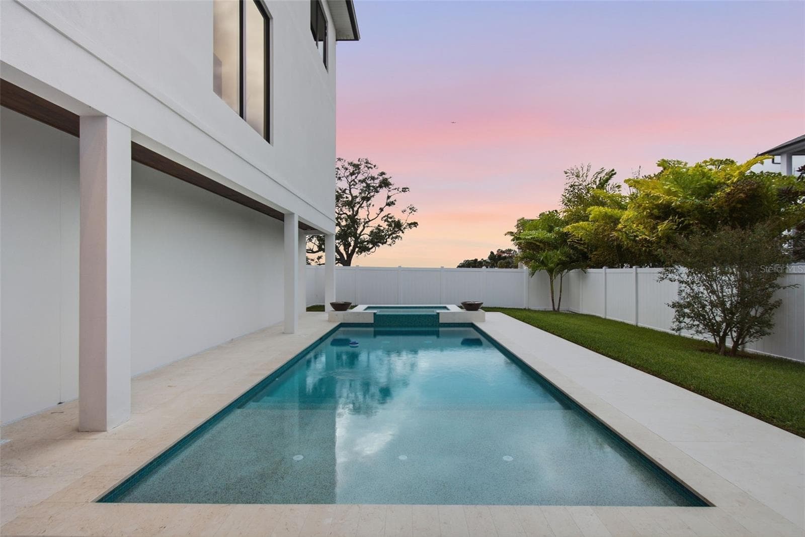 Single Family Residence at 5023 W LEONA ST, TAMPA, photo 68 of 70