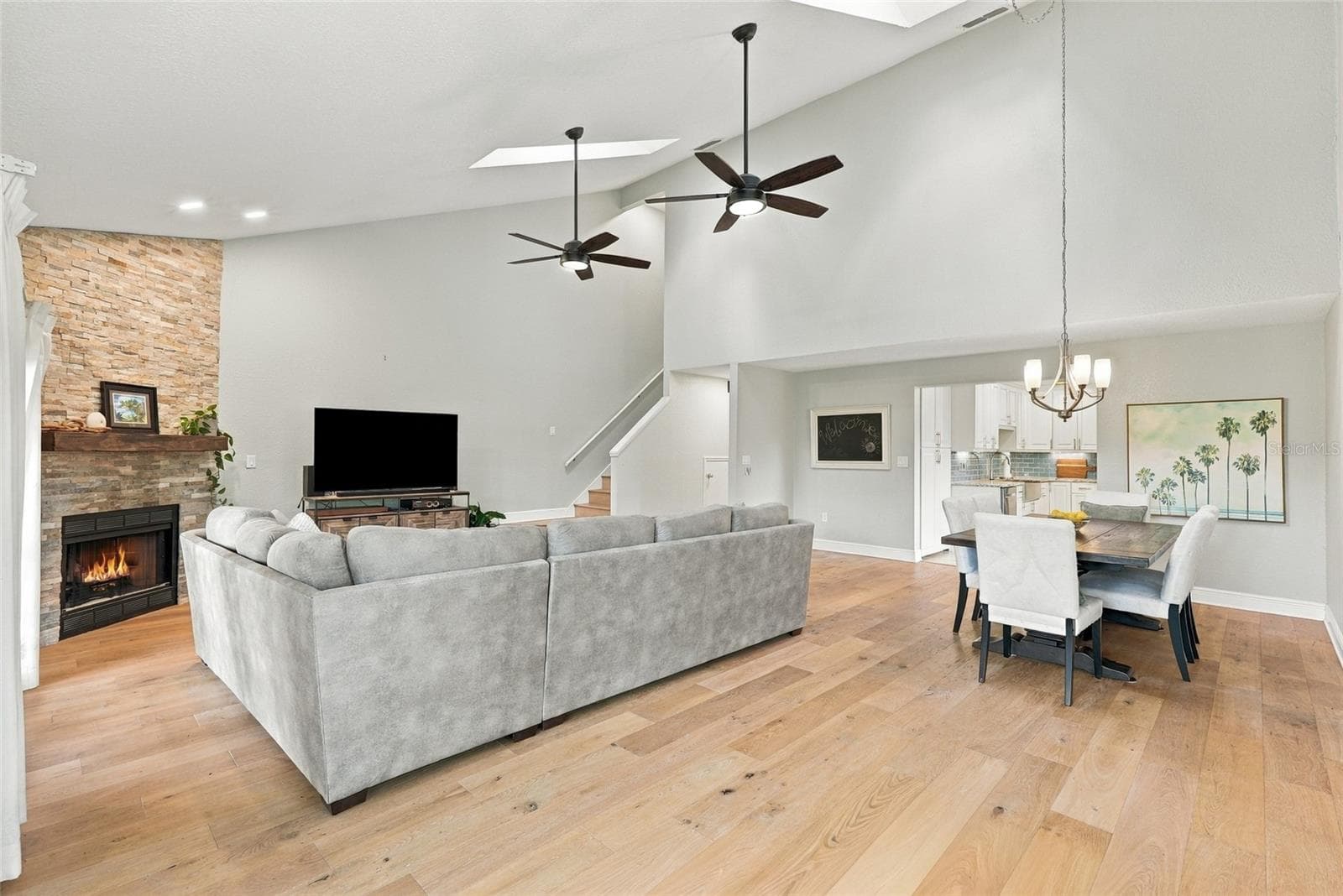 Townhouse at 629 SEGOVIA CT NE #405, ST PETERSBURG, photo 17 of 37