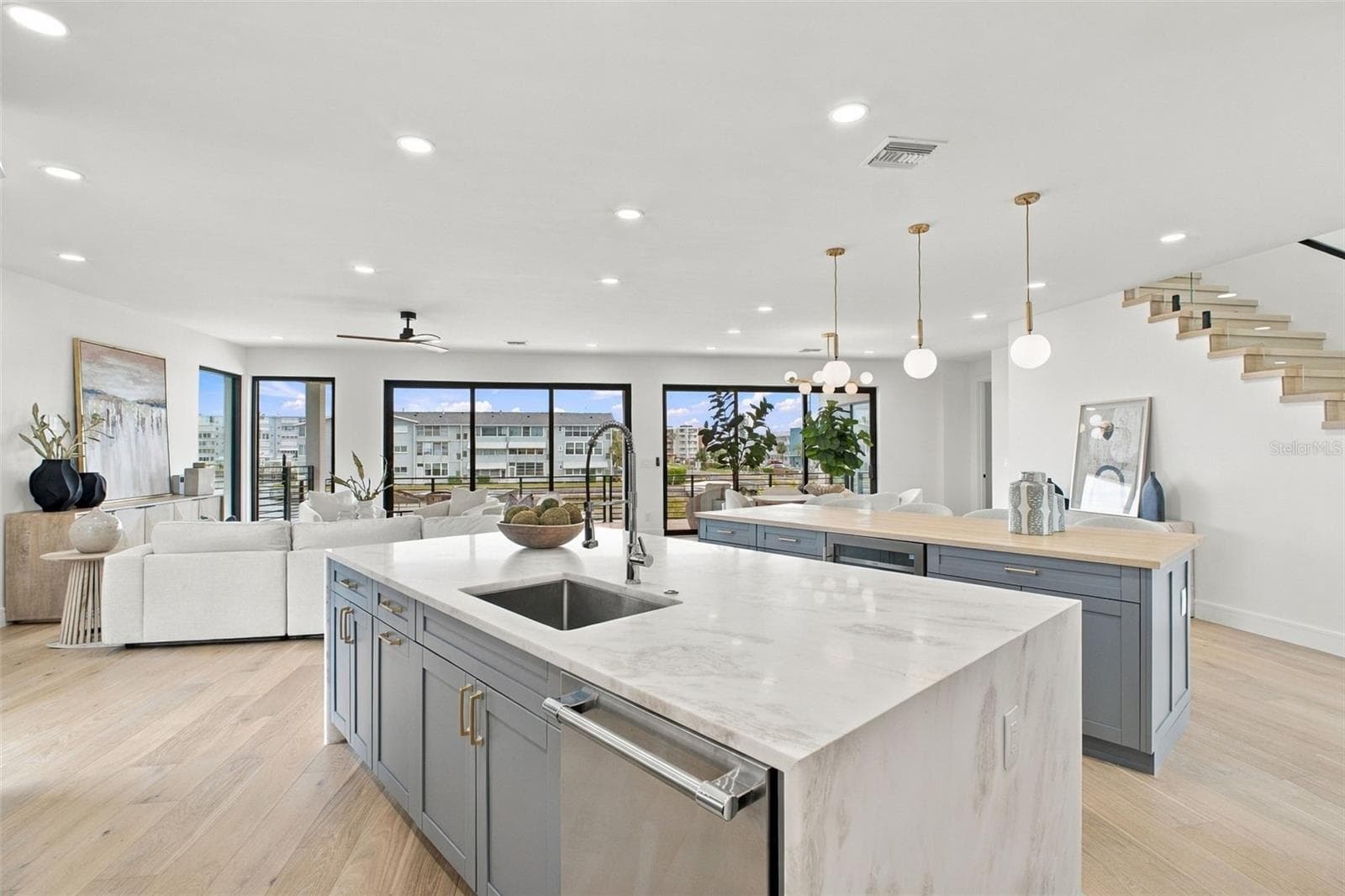 Single Family Residence at 7176 S SHORE DR S, SOUTH PASADENA, photo 6 of 97