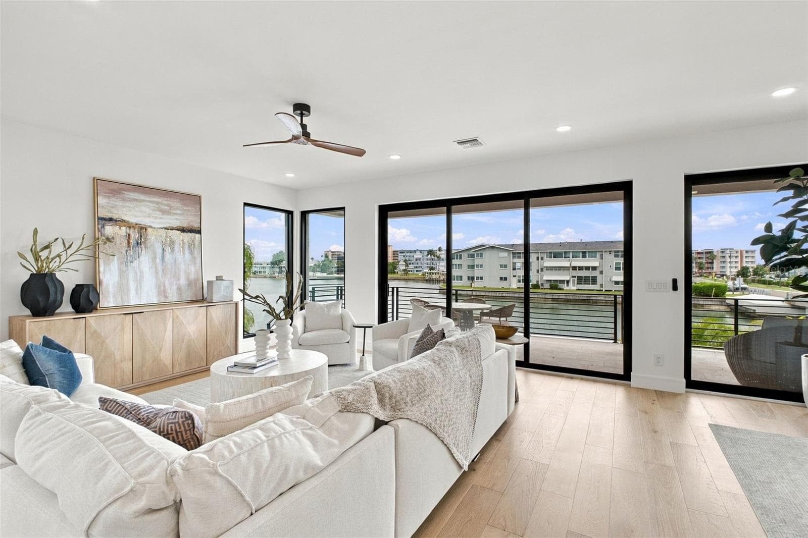 Single Family Residence at 7176 S SHORE DR S, SOUTH PASADENA, photo 17 of 97