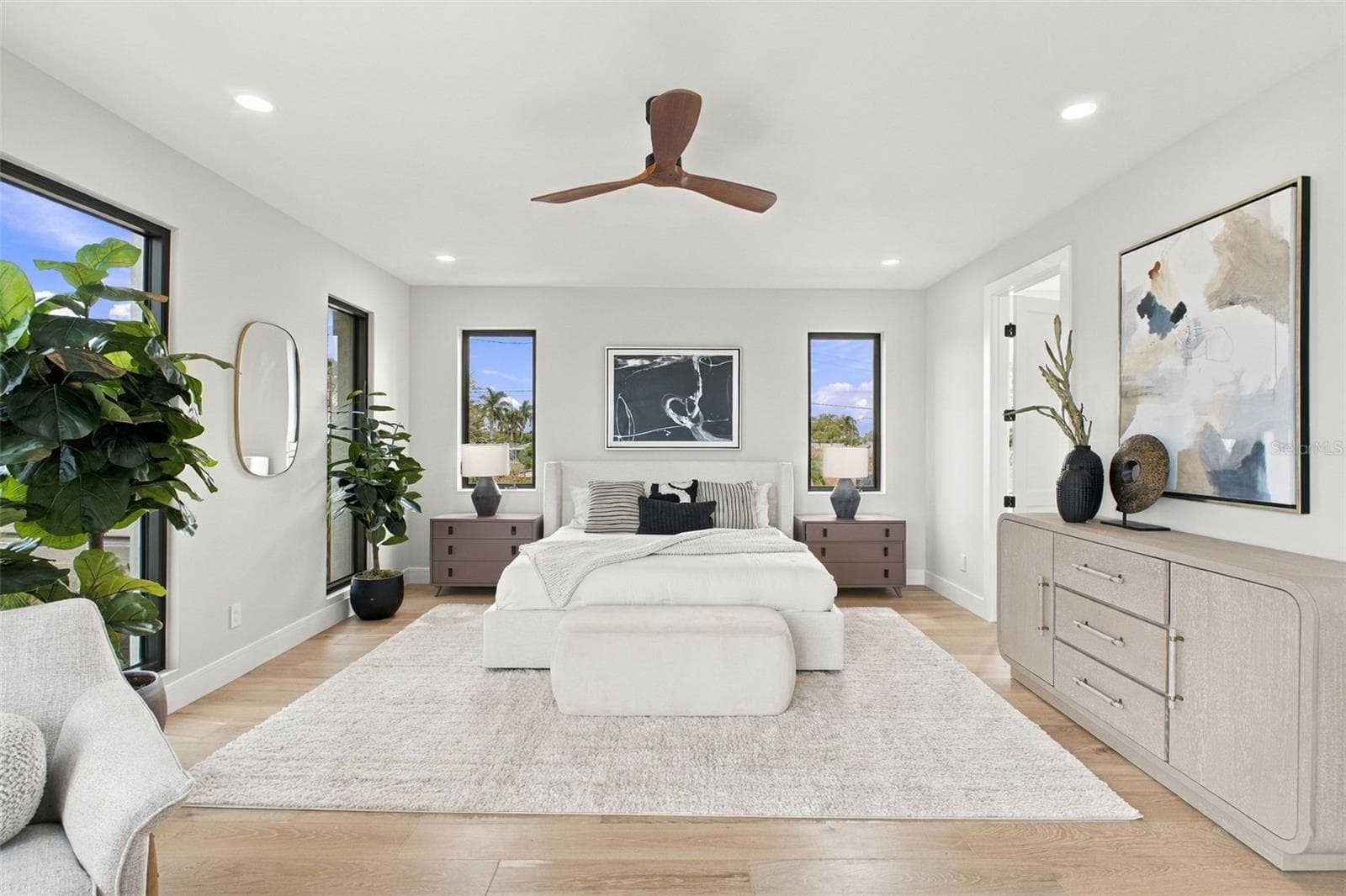 Single Family Residence at 7176 S SHORE DR S, SOUTH PASADENA, photo 26 of 97