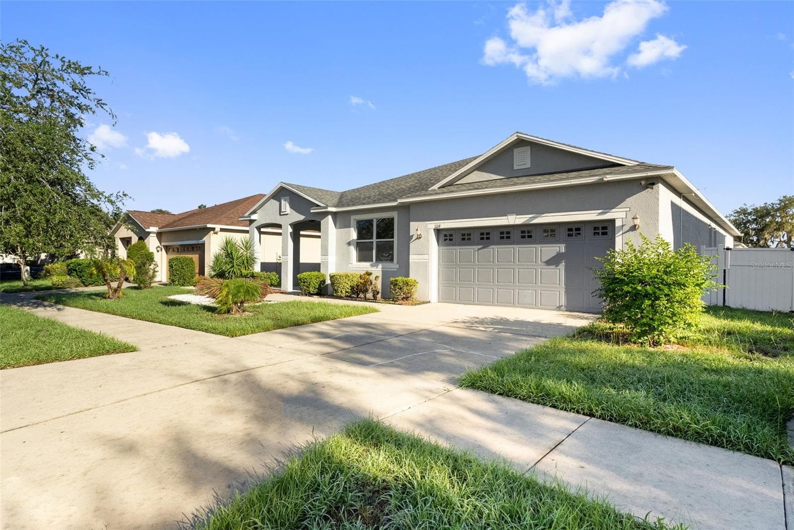 Single Family Residence at 11114 HARTFORD FERN DR, RIVERVIEW, photo 3 of 37
