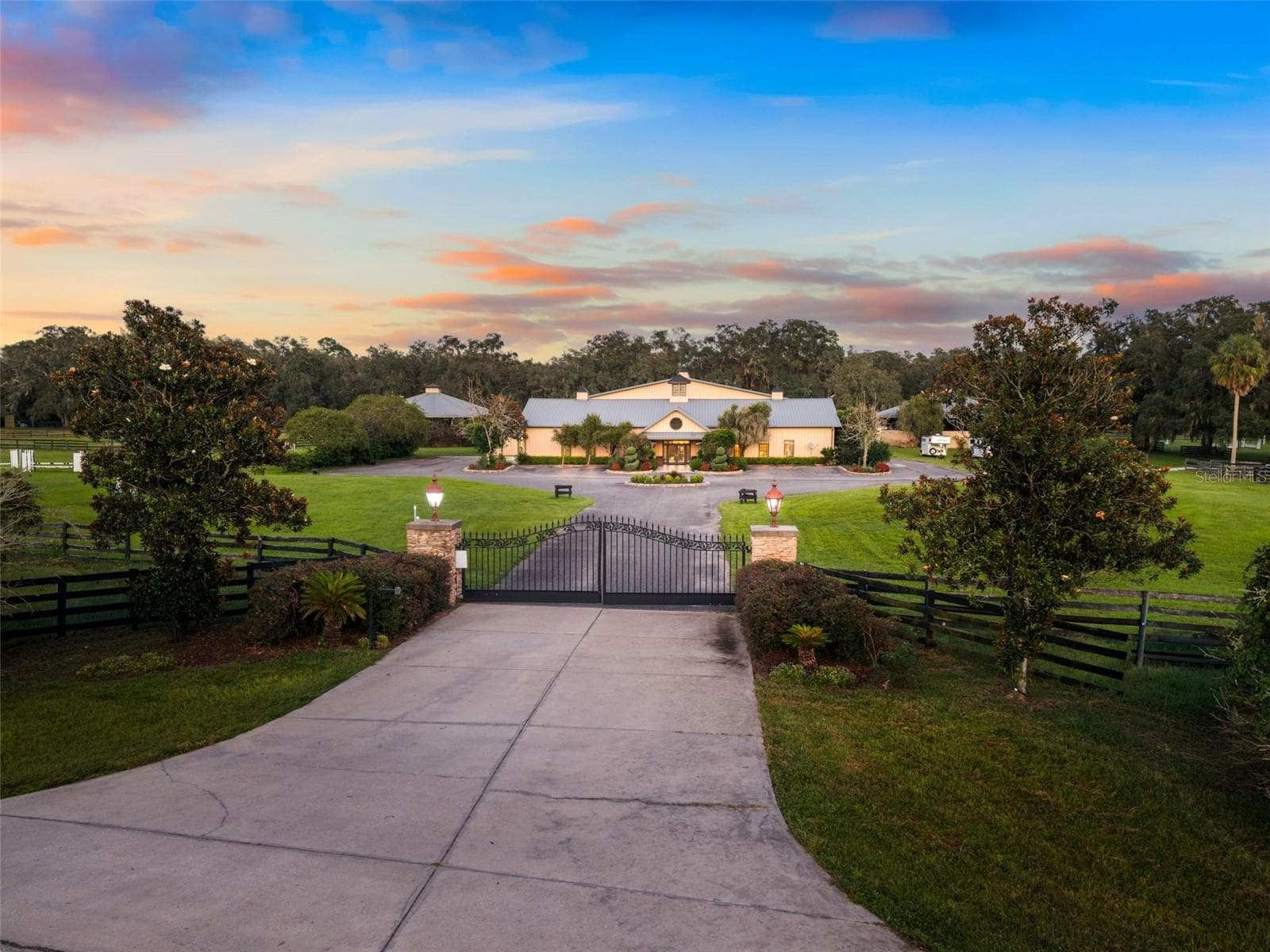 Front Gate - 4615 NW 110TH AVE, OCALA