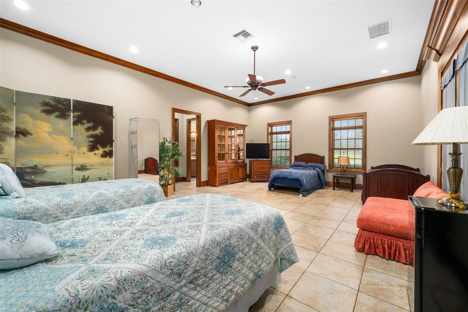 Room 3 - 4615 NW 110TH AVE, OCALA