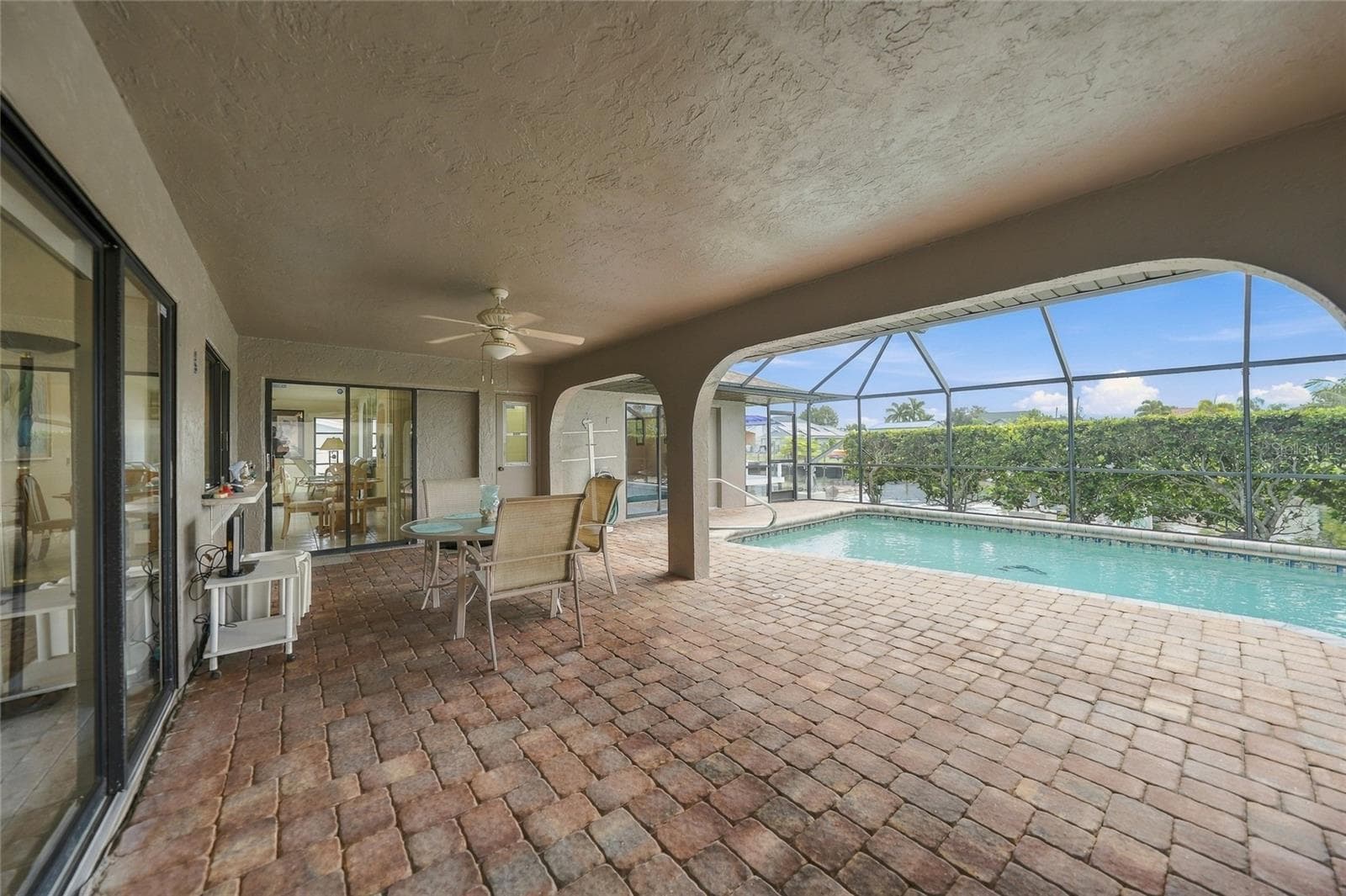 Lanai - 5242 FORBES TER, PORT CHARLOTTE