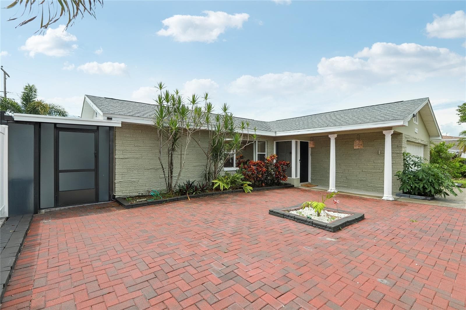 Single Family Residence at 13914 84TH TER, SEMINOLE, photo 50 of 59
