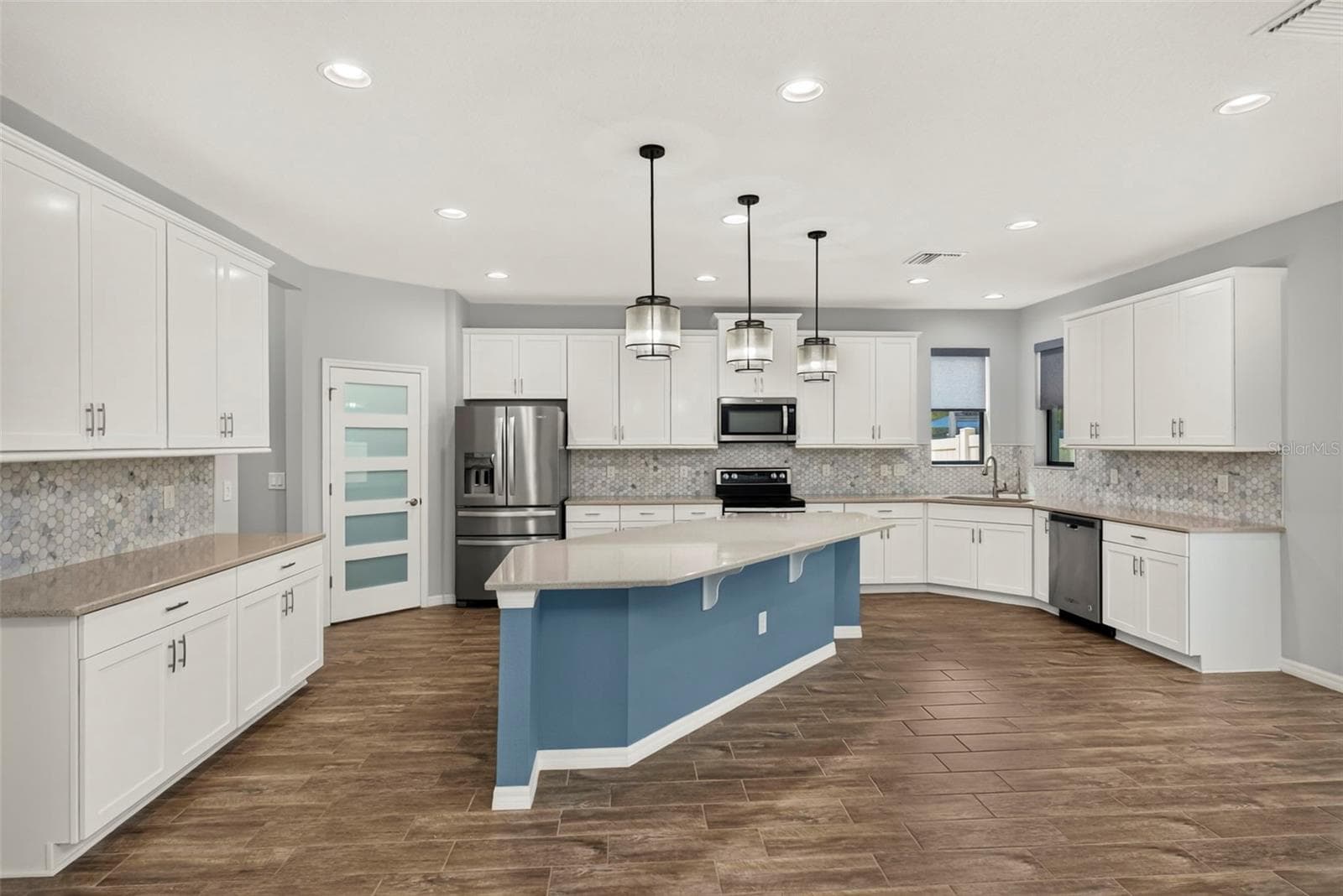 Single Family Residence at 12299 LAKE BLANCHE DR, ODESSA, photo 12 of 57