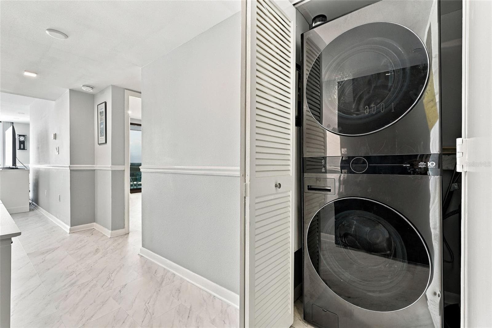 Washer and Dryer in unit - 707 S GULFSTREAM AVE #1006, SARASOTA