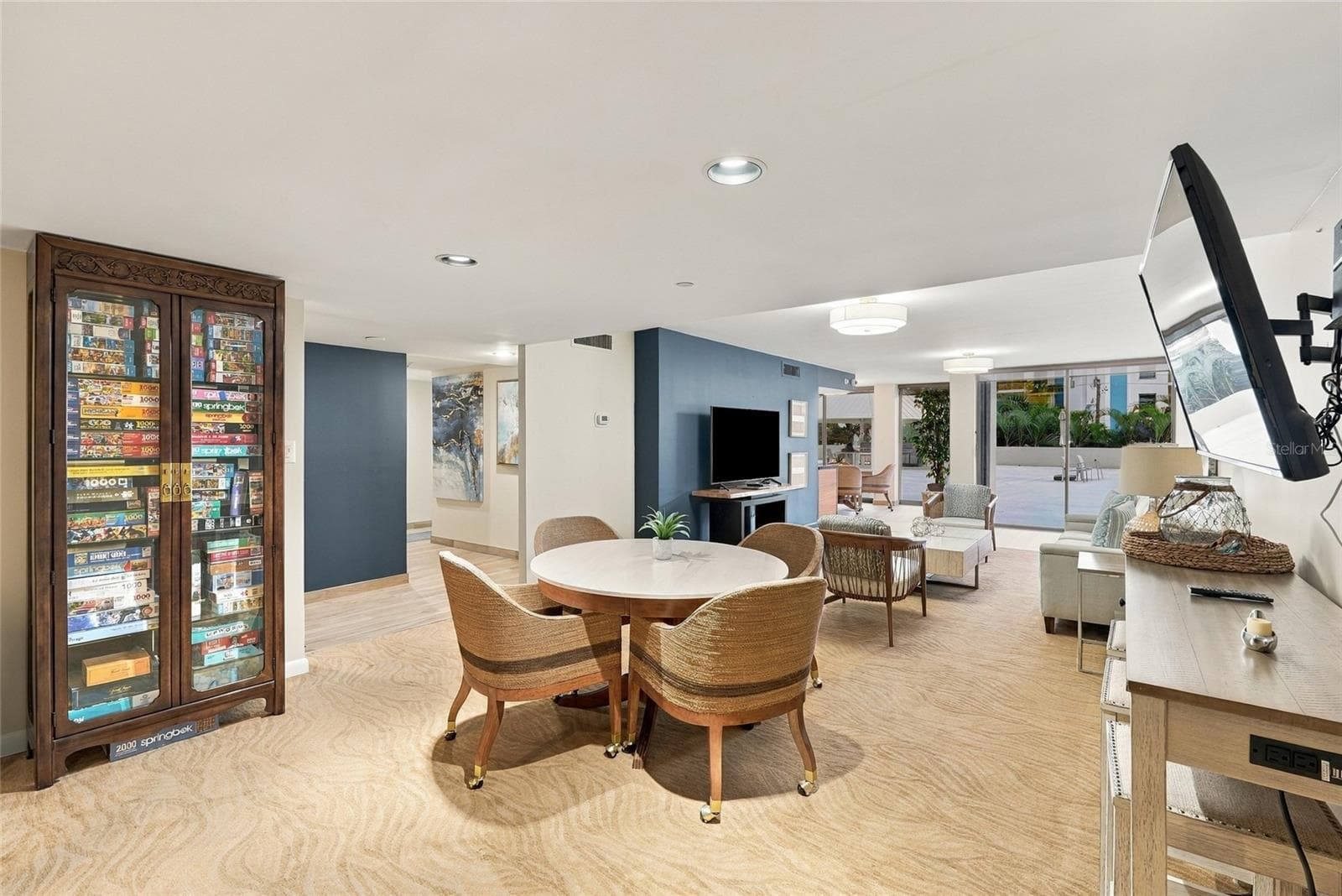Social Room - 707 S GULFSTREAM AVE #1006, SARASOTA